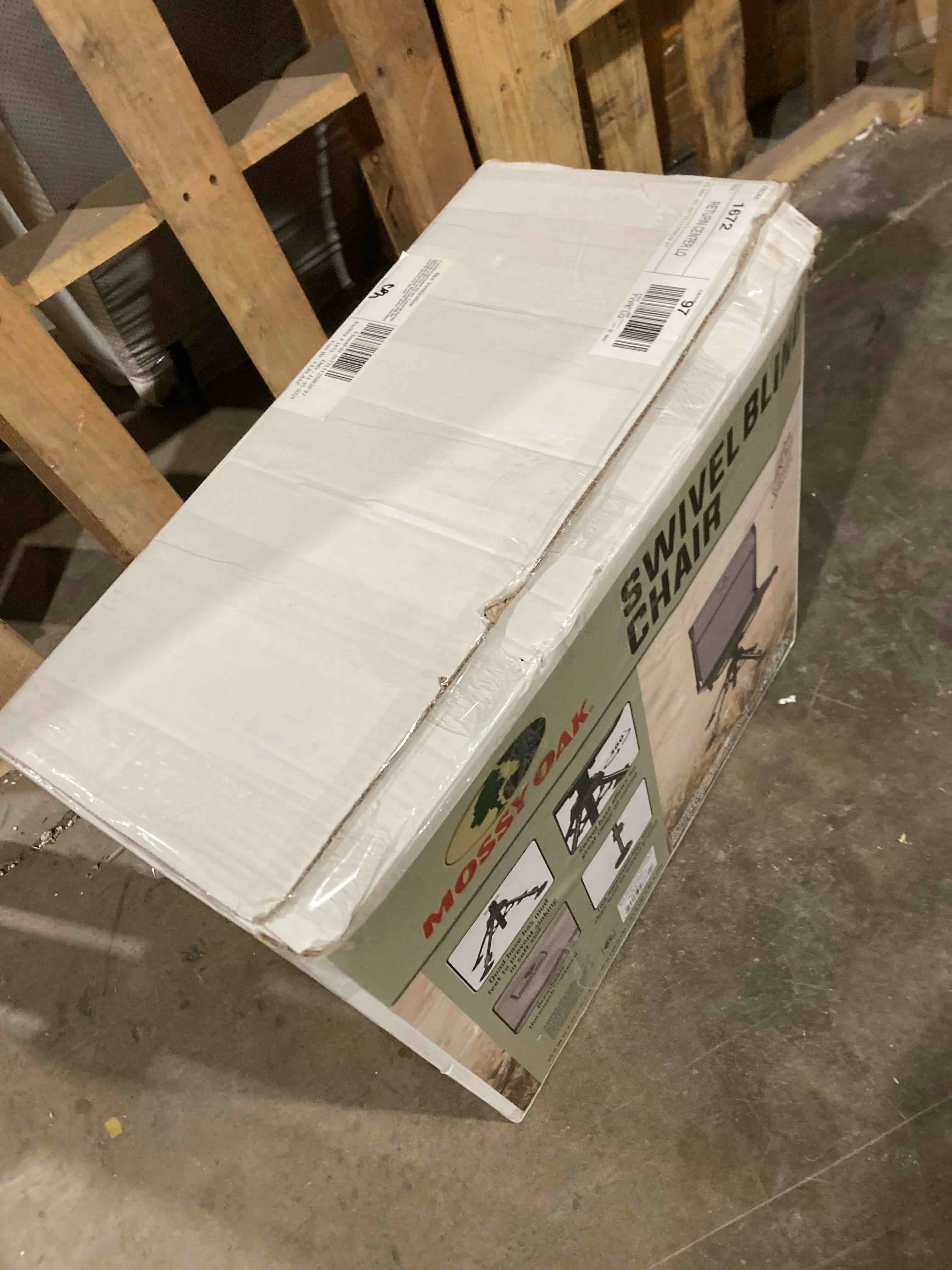 Condition photo showing Good Condition for Mossy Oak Swivel Blind Chair  Black  Duramesh Fabric