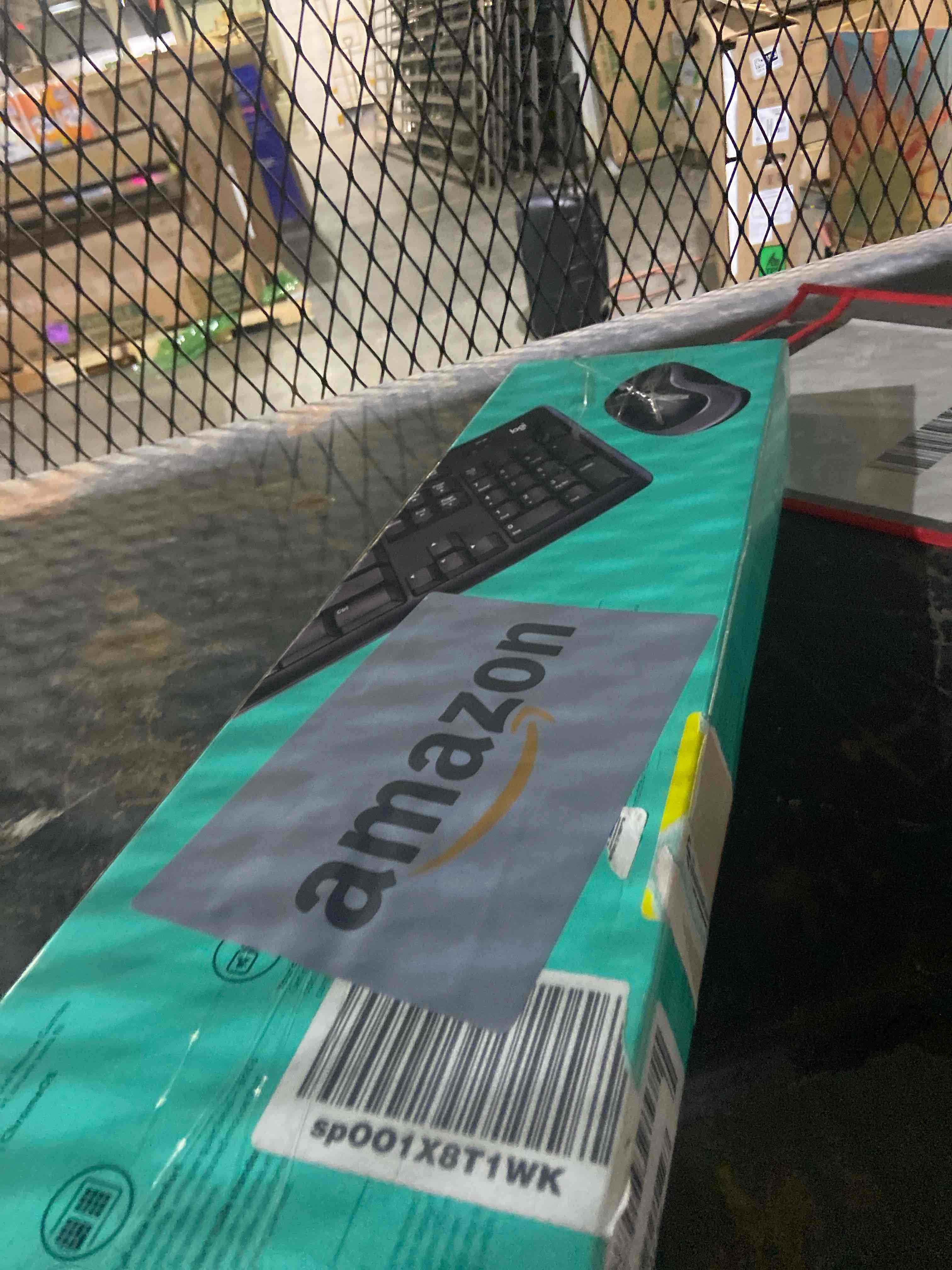 Condition photo showing New/Like New for Logitech MK270 Wireless Keyboard and Mouse Combo for Windows, 2.4 GHz, 8 Multimedia Keys, PC, Laptop, Wireless Keyboard Compact Mouse Combo - Black