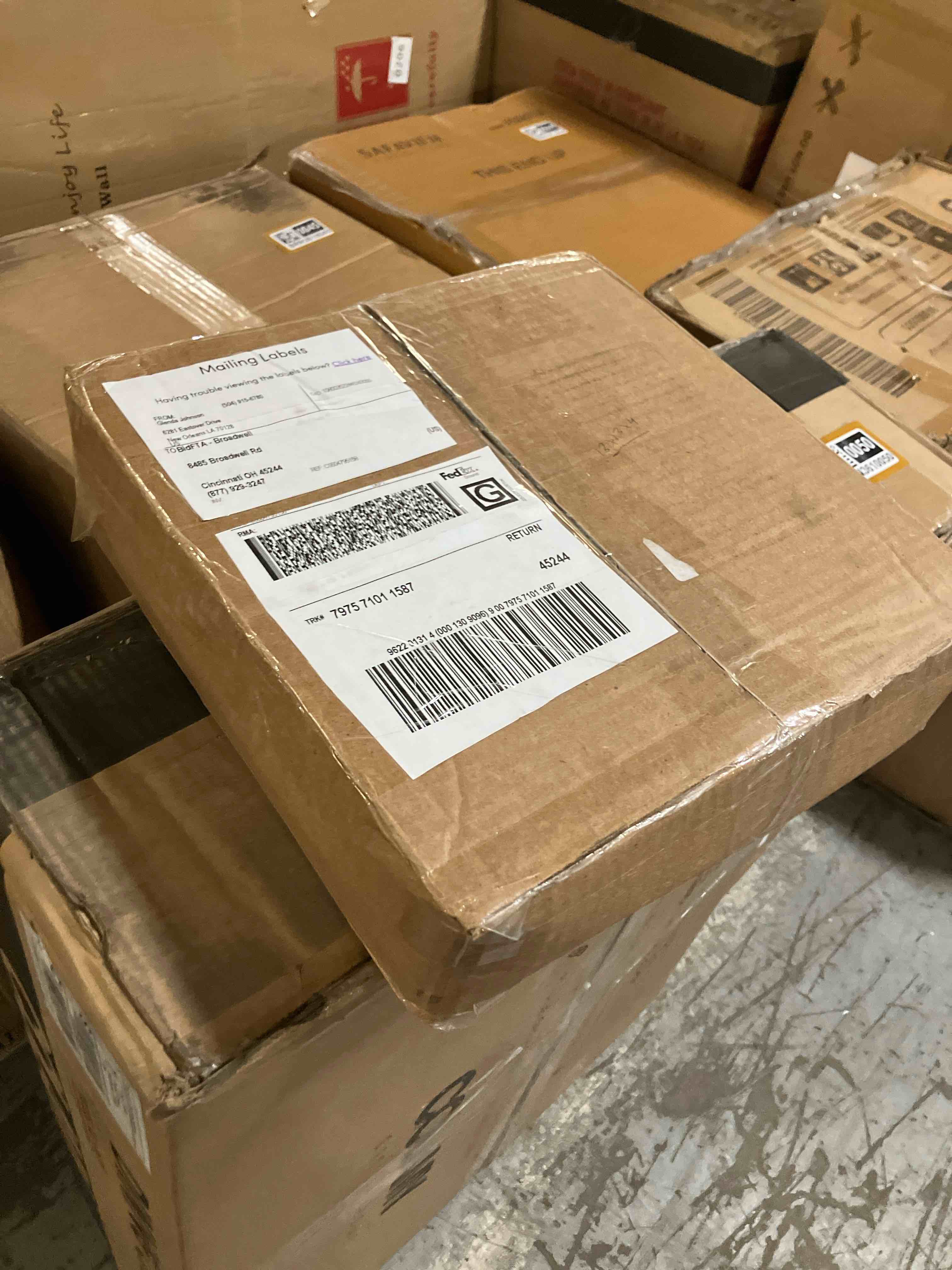 https://s3.amazonaws.com/lotting-images-prod/phillipi/BRN3610052_1757690339314.jpeg