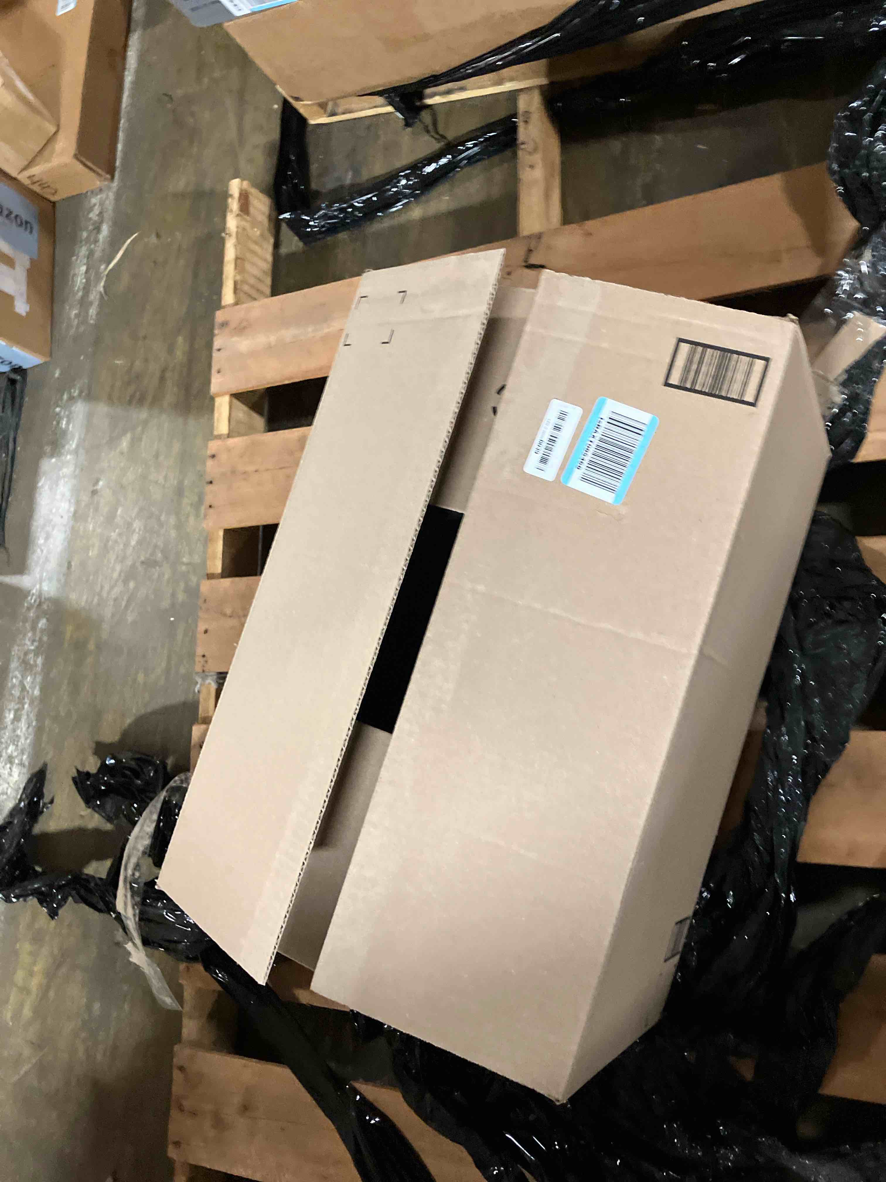 https://s3.amazonaws.com/lotting-images-prod/phillipi/BRN3610092_1757625857724.jpeg