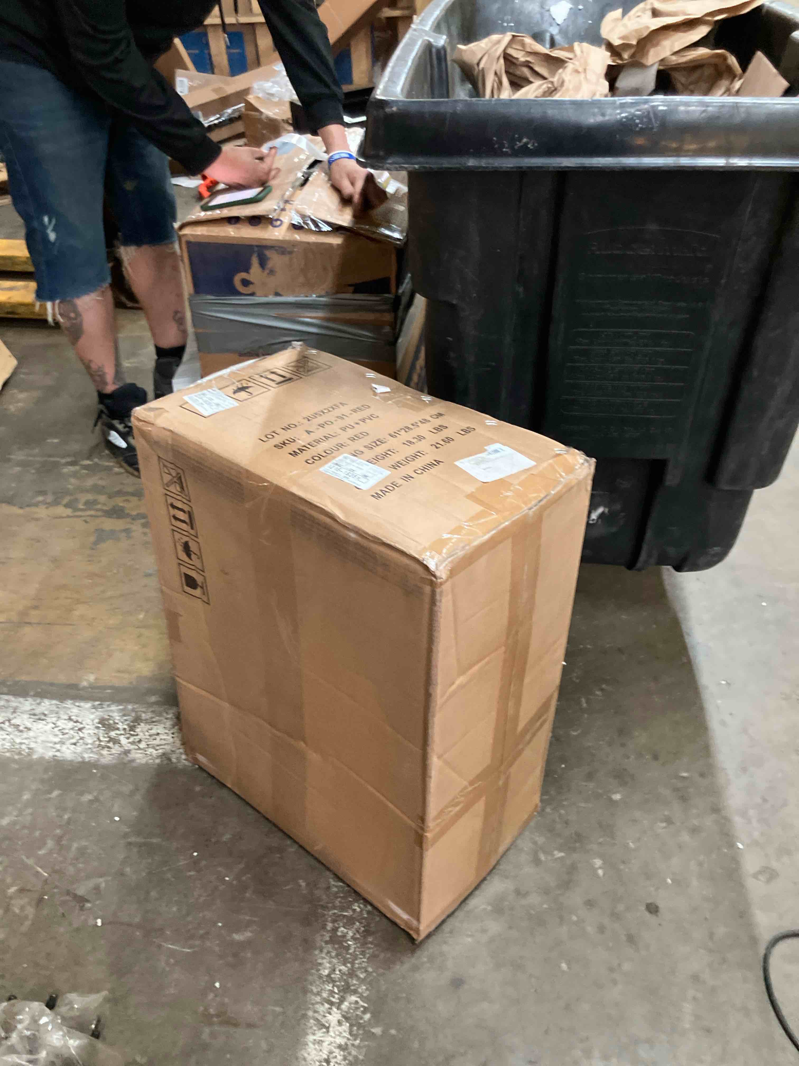 https://s3.amazonaws.com/lotting-images-prod/phillipi/BRN3610110_1757690554137.jpeg
