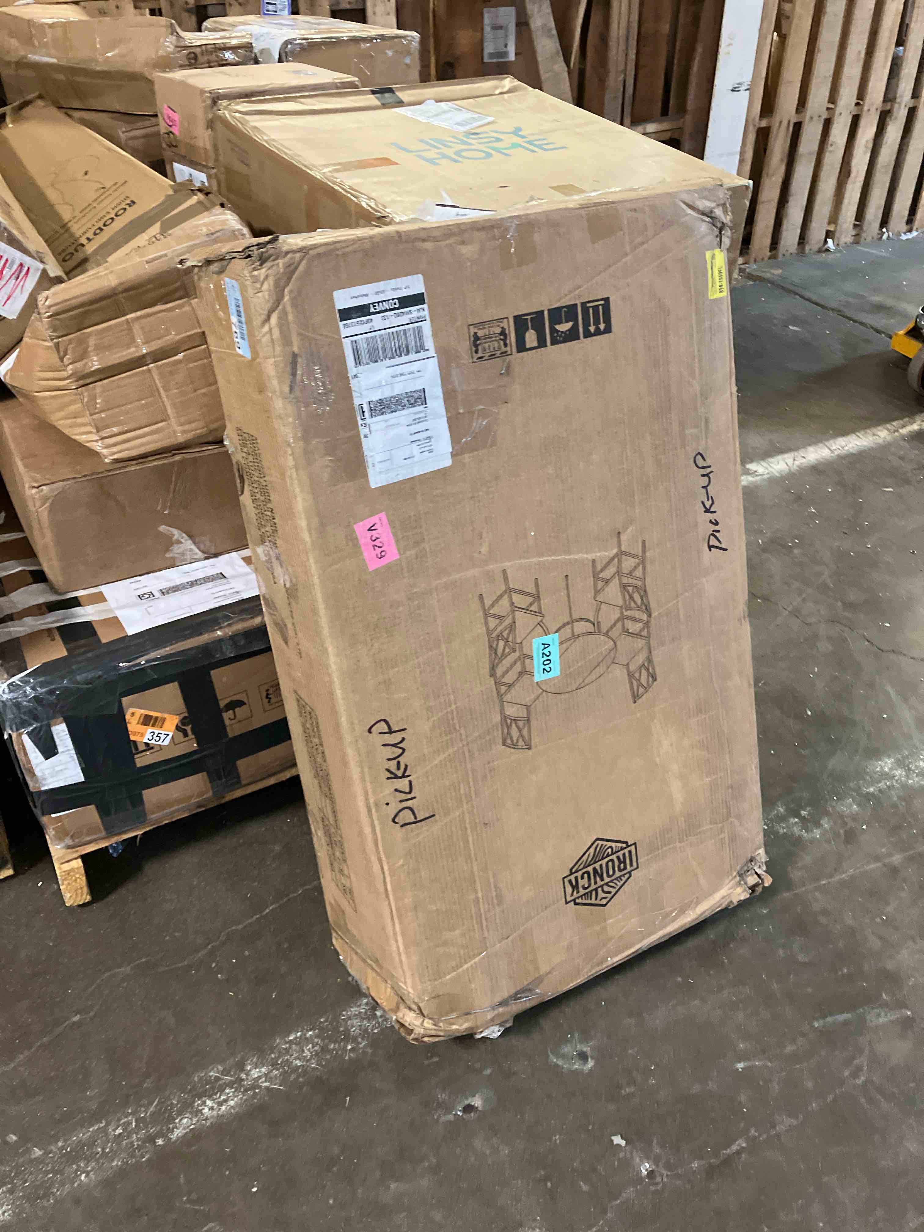 https://s3.amazonaws.com/lotting-images-prod/phillipi/BRN3610515_1758132904506.jpeg
