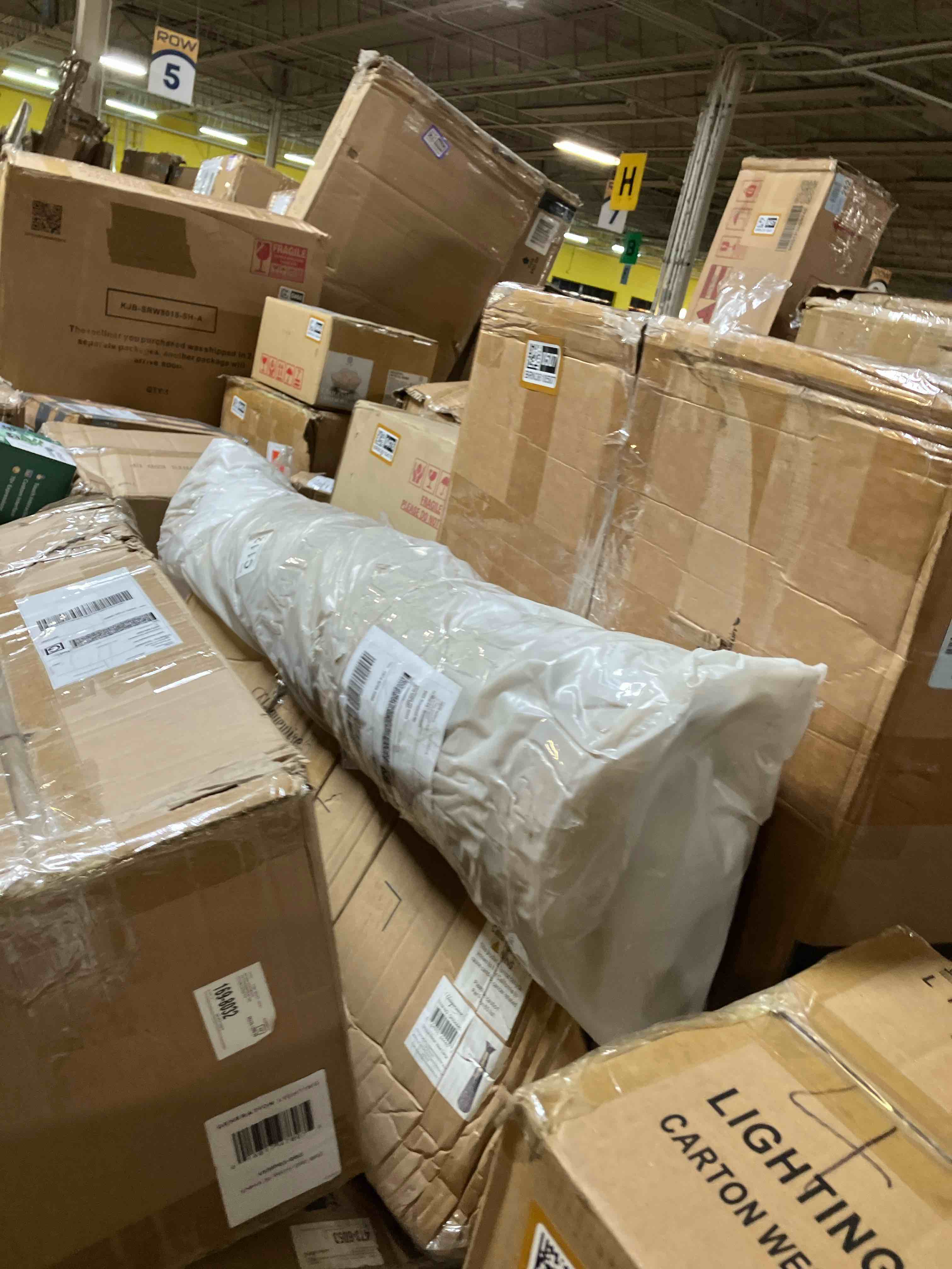 https://s3.amazonaws.com/lotting-images-prod/phillipi/BRN3610548_1758141863634.jpeg