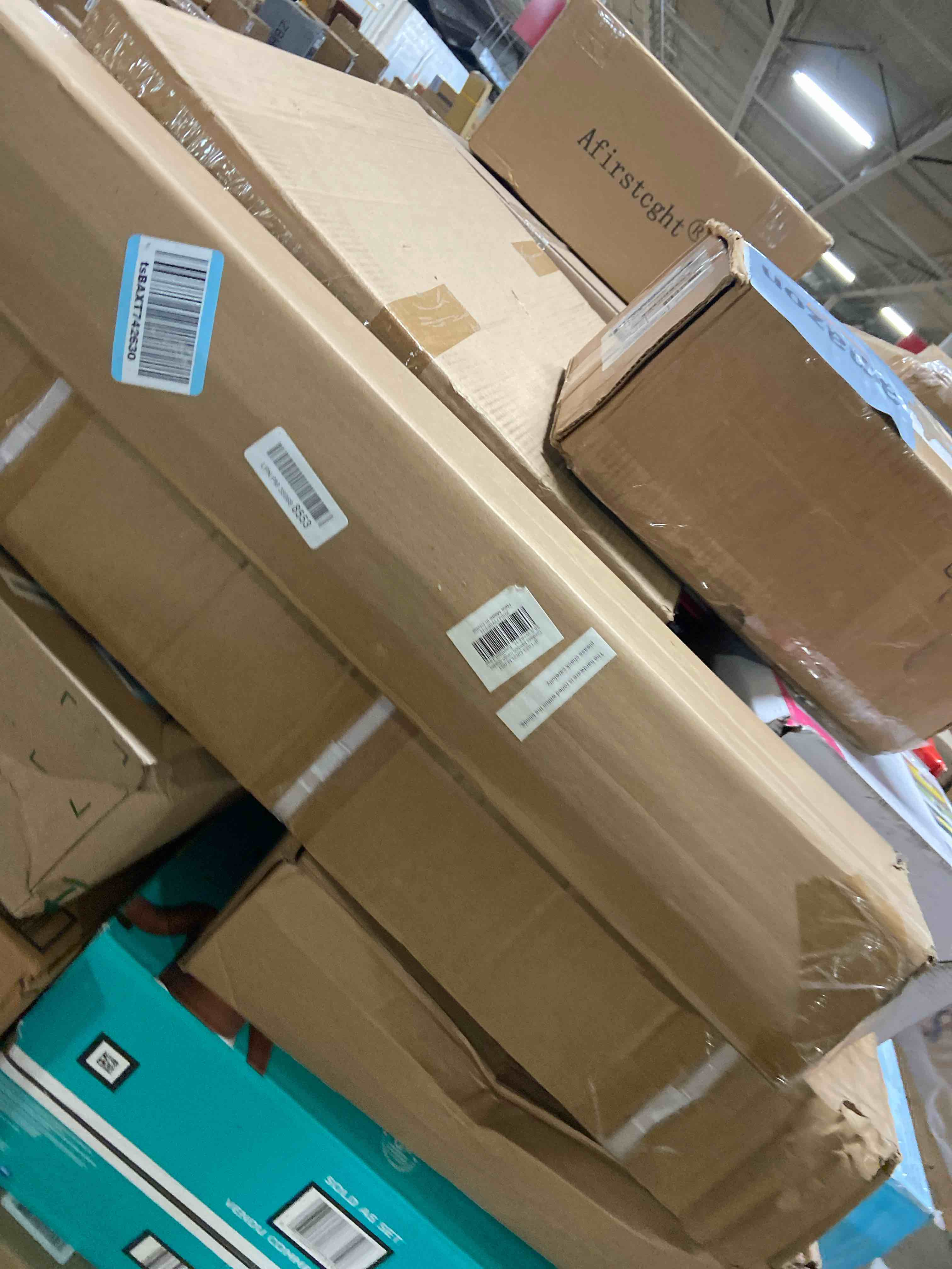 https://s3.amazonaws.com/lotting-images-prod/phillipi/BRN3610553_1758124016811.jpeg