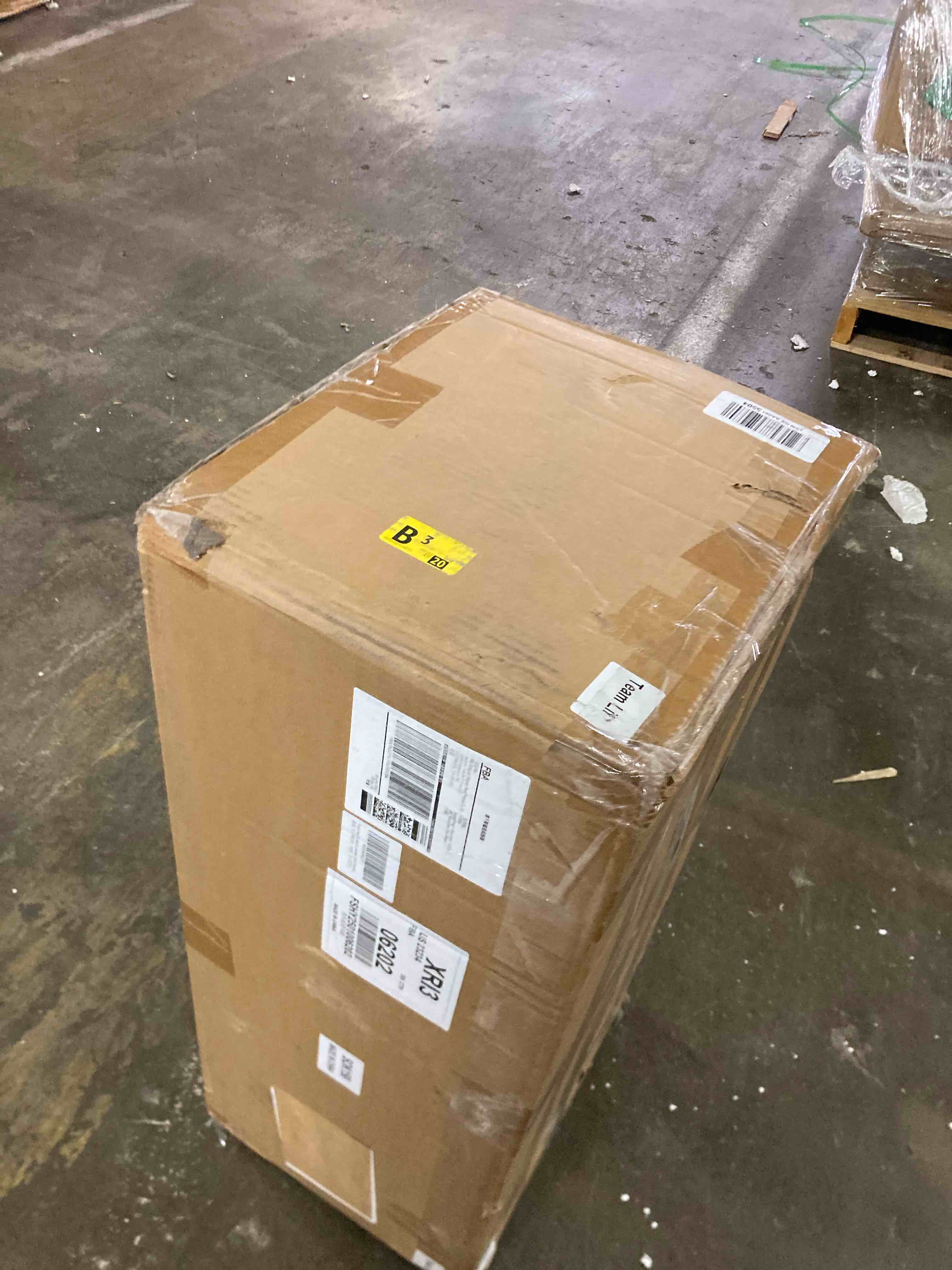 https://s3.amazonaws.com/lotting-images-prod/phillipi/BRN3610634_1758123065033.jpeg
