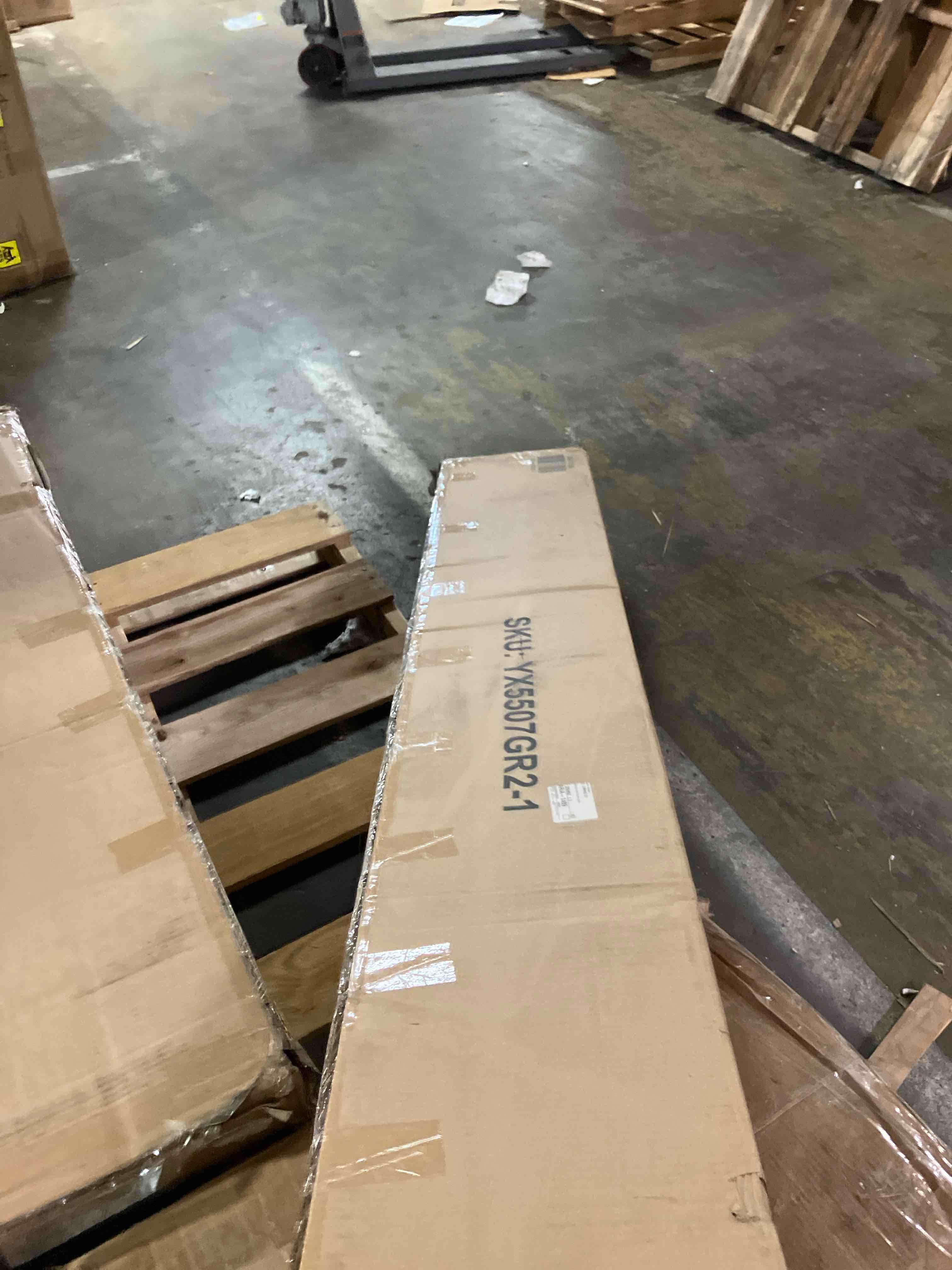 https://s3.amazonaws.com/lotting-images-prod/phillipi/BRN3610644_1758123934208.jpeg