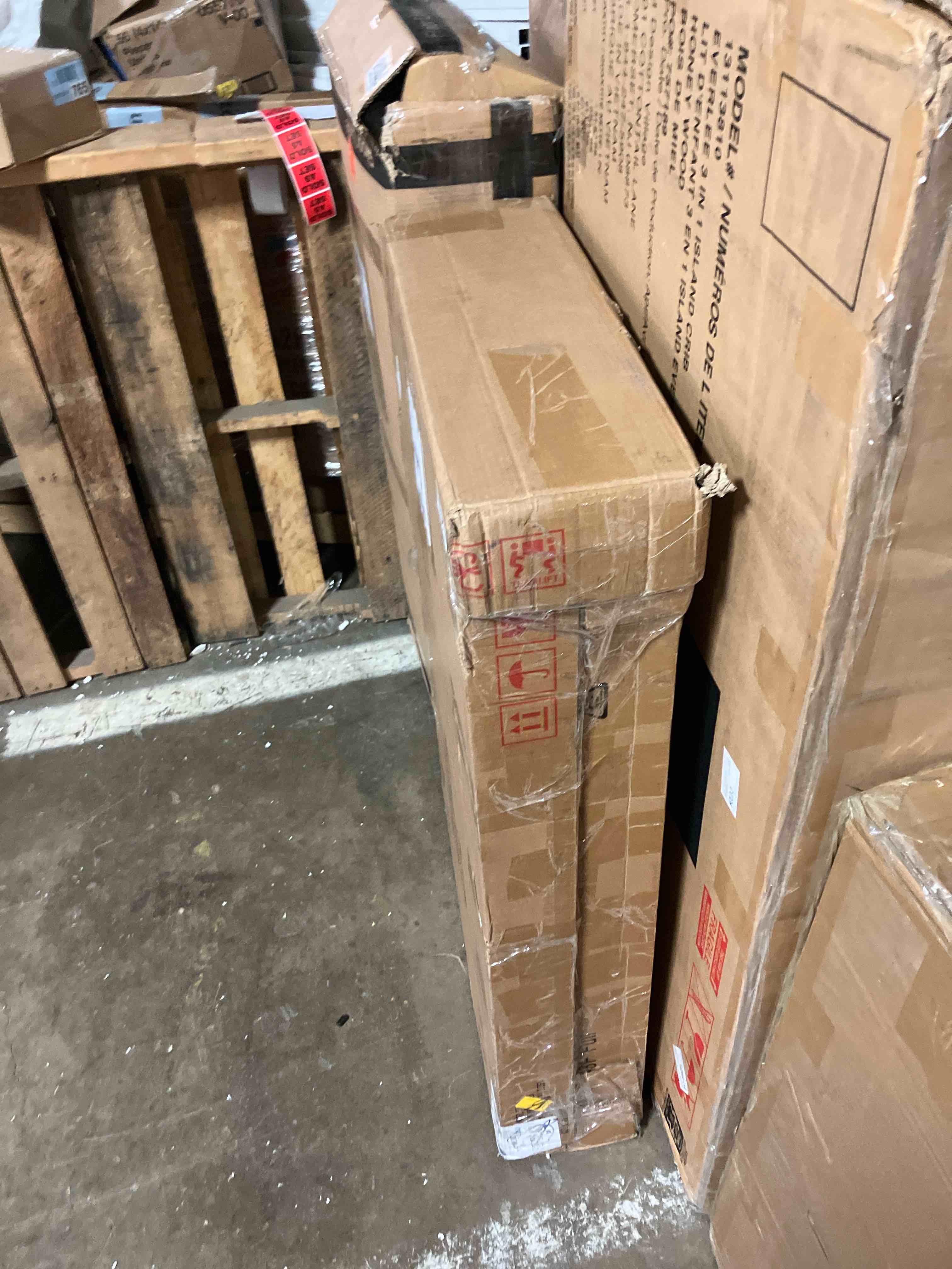 https://s3.amazonaws.com/lotting-images-prod/phillipi/BRN3610944_1758657452502.jpeg