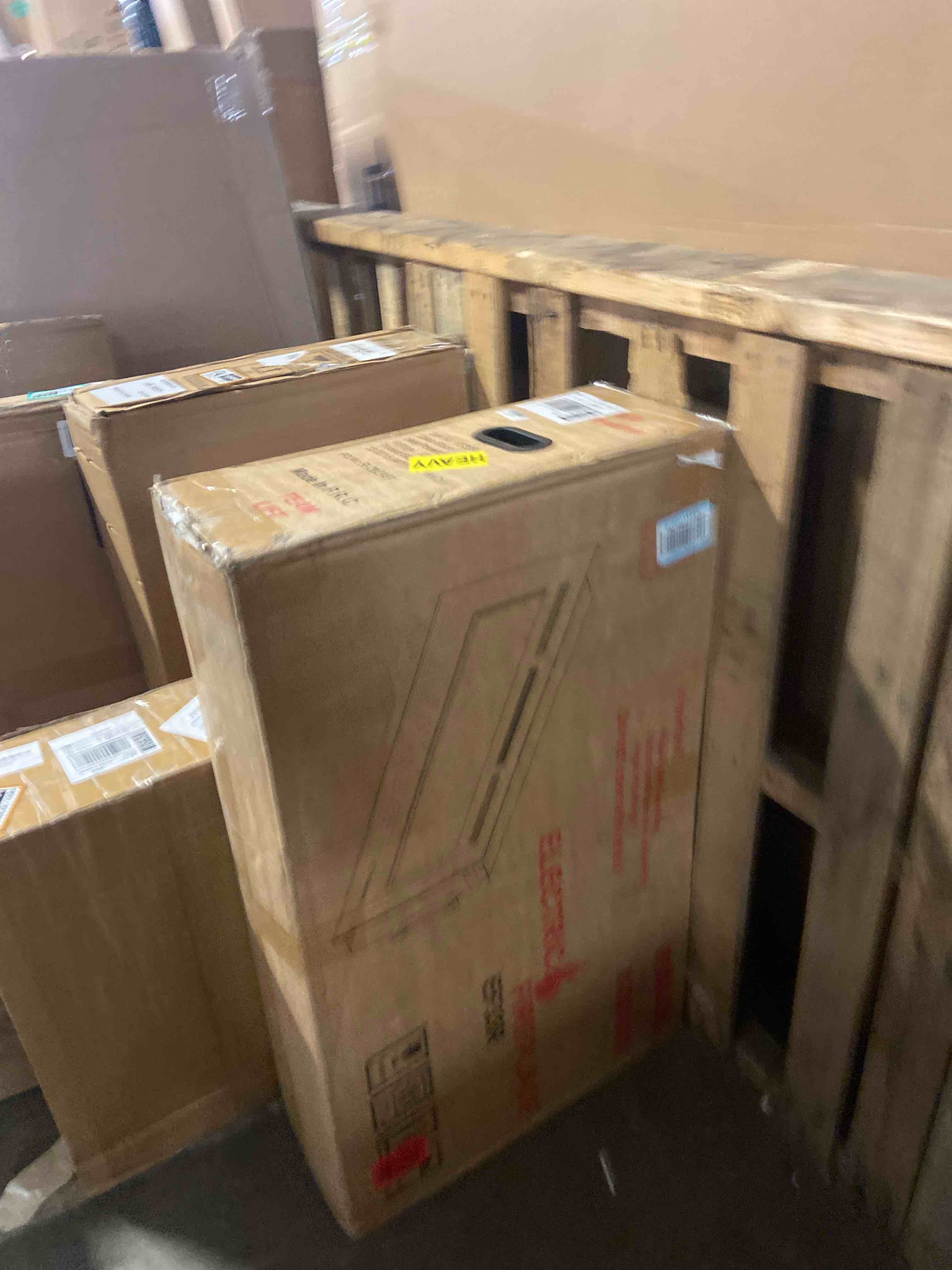 https://s3.amazonaws.com/lotting-images-prod/phillipi/BRN3611093_1758660133078.jpeg