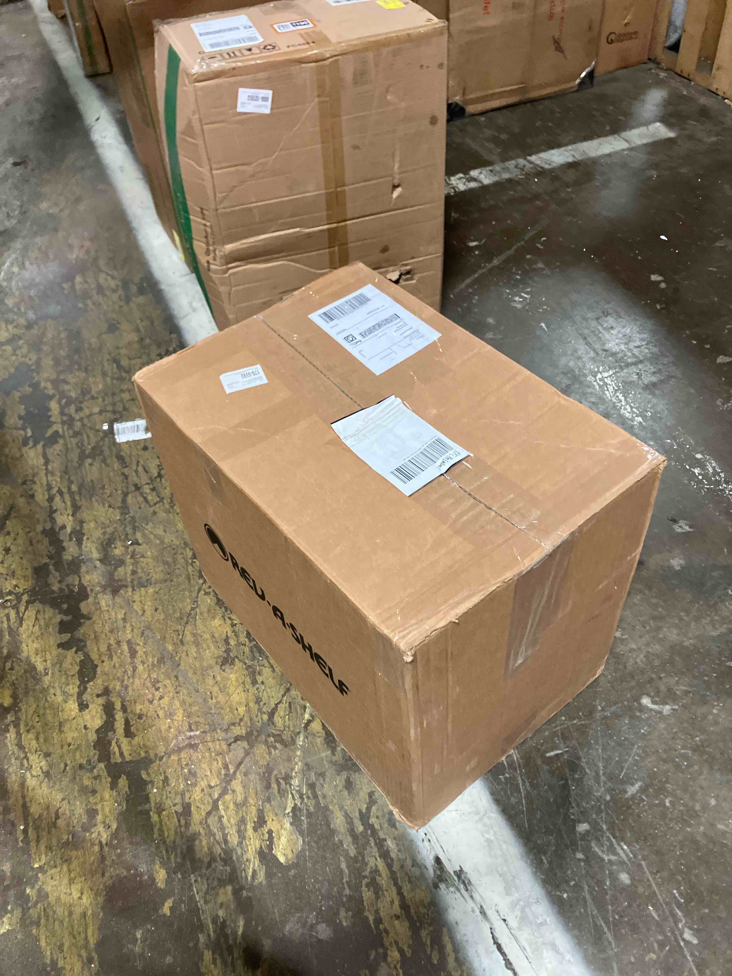https://s3.amazonaws.com/lotting-images-prod/phillipi/BRN3611191_1758745196601.jpeg