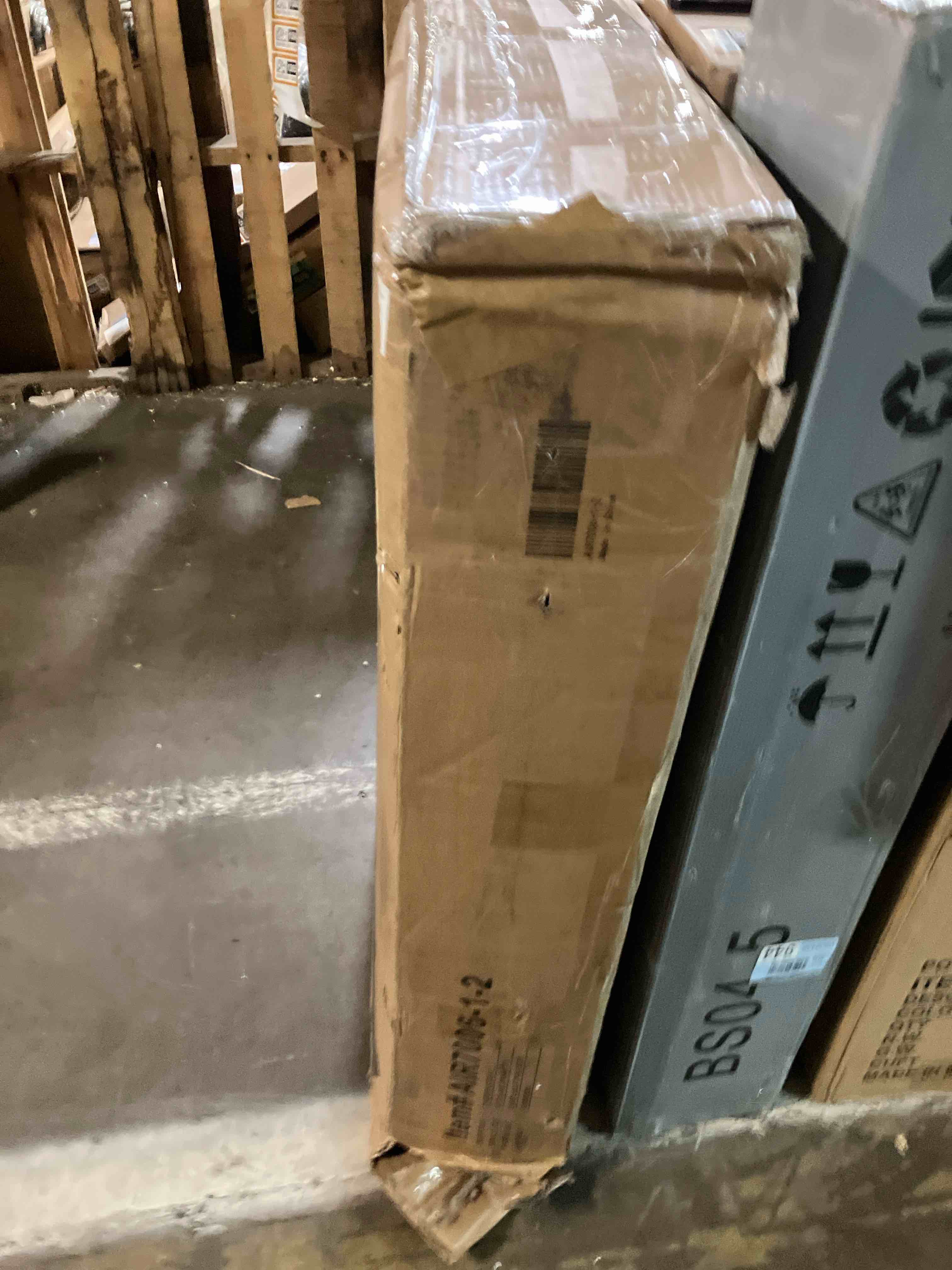 https://s3.amazonaws.com/lotting-images-prod/phillipi/BRN3611305_1758812975468.jpeg