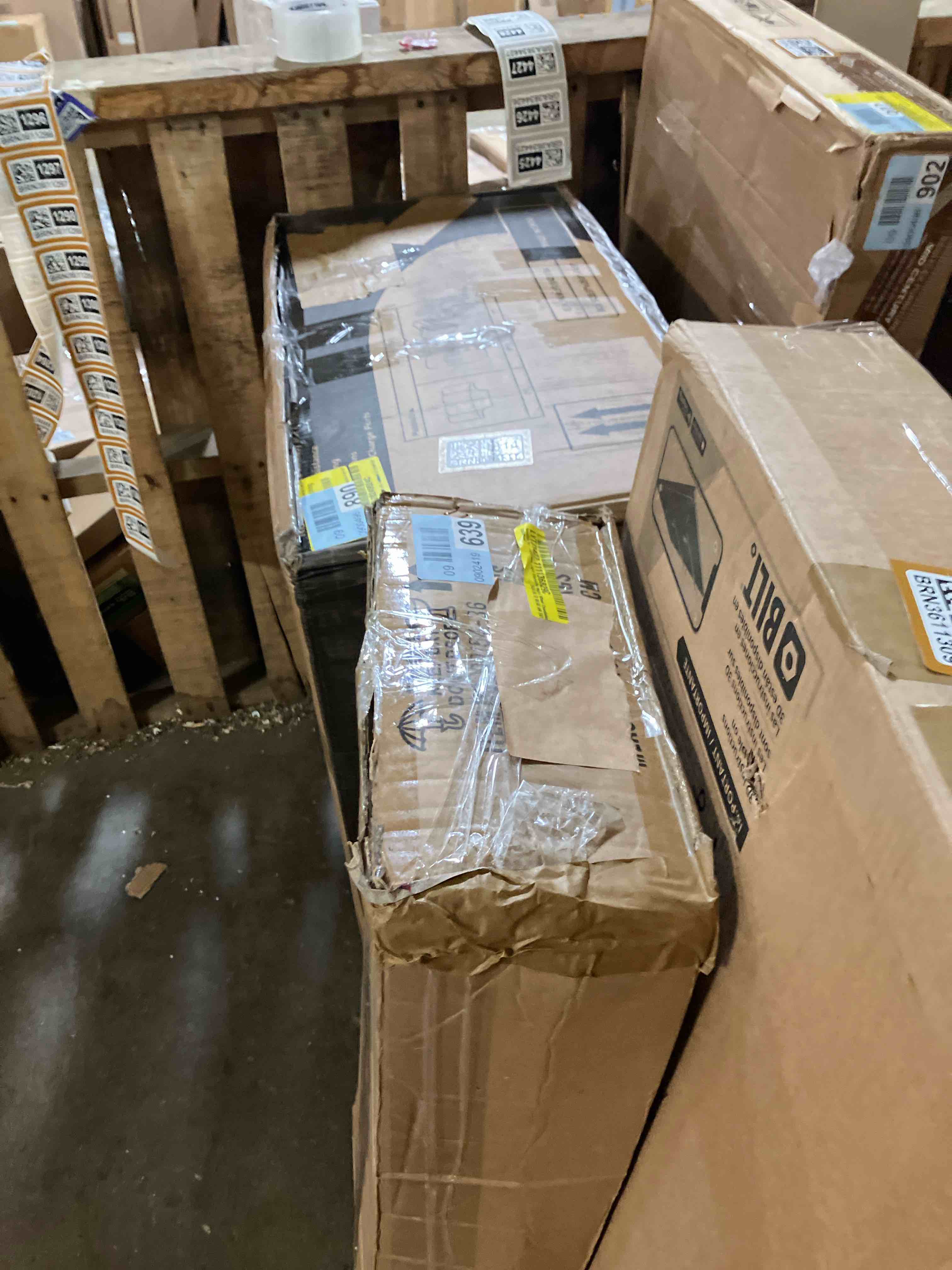 https://s3.amazonaws.com/lotting-images-prod/phillipi/BRN3611306_1758812859871.jpeg