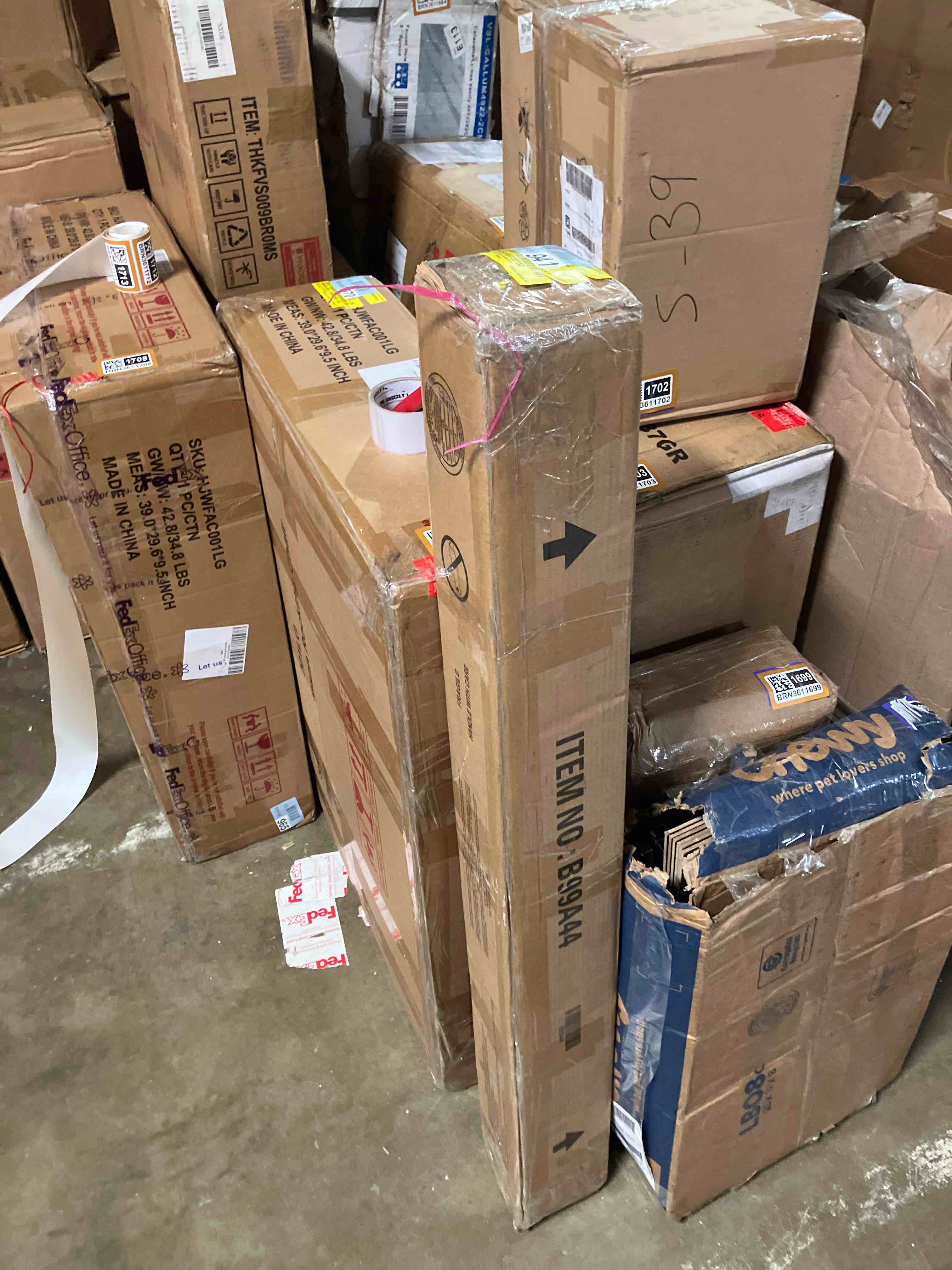 https://s3.amazonaws.com/lotting-images-prod/phillipi/BRN3611712_1759165860977.jpeg