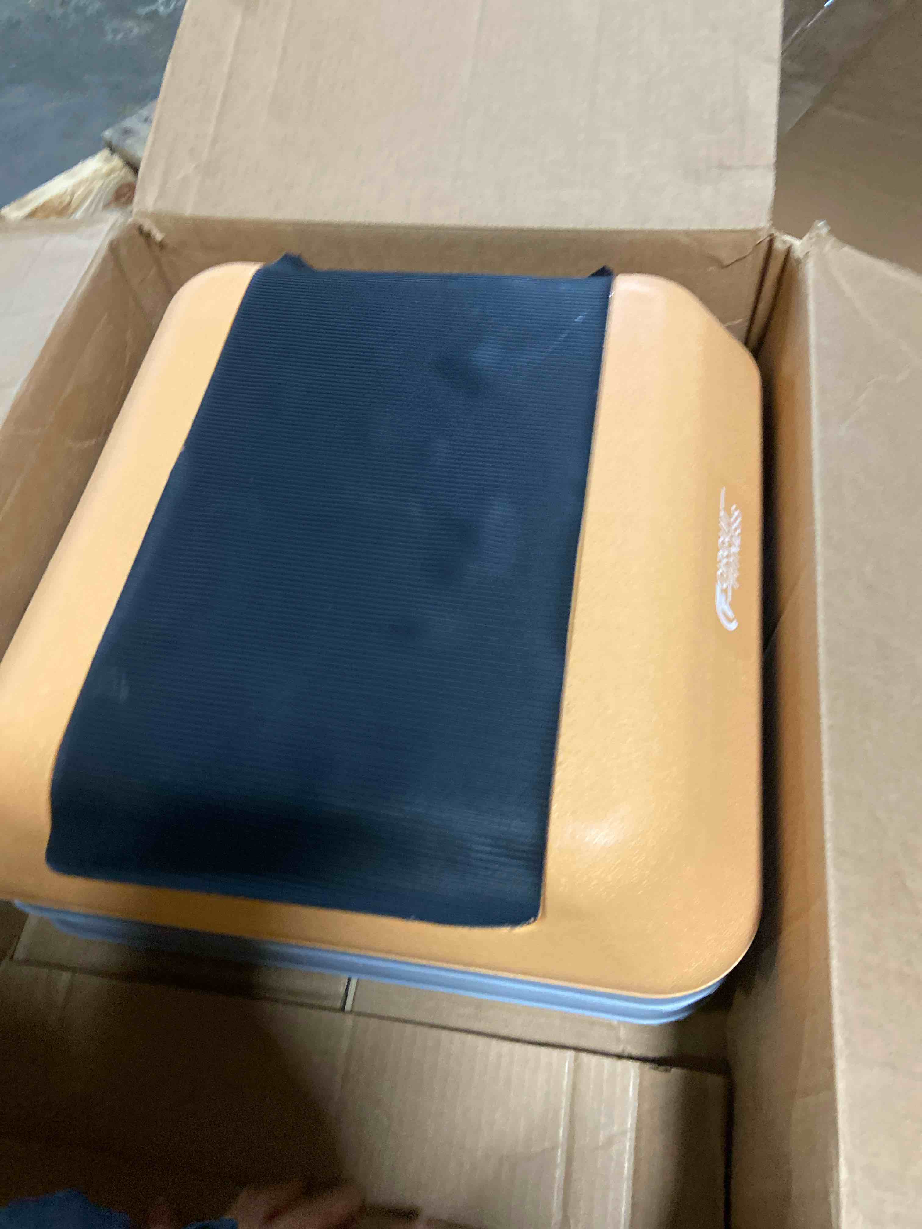 Condition photo showing New/Like New for Circuit Fitness by Marcy 16 x 16 inches Adjustable Height Aerobic Step Platform with Adjustable Risers, Non-Slip Rubber Surface, Home Exercise Fitness Training, Multiple Color Options
