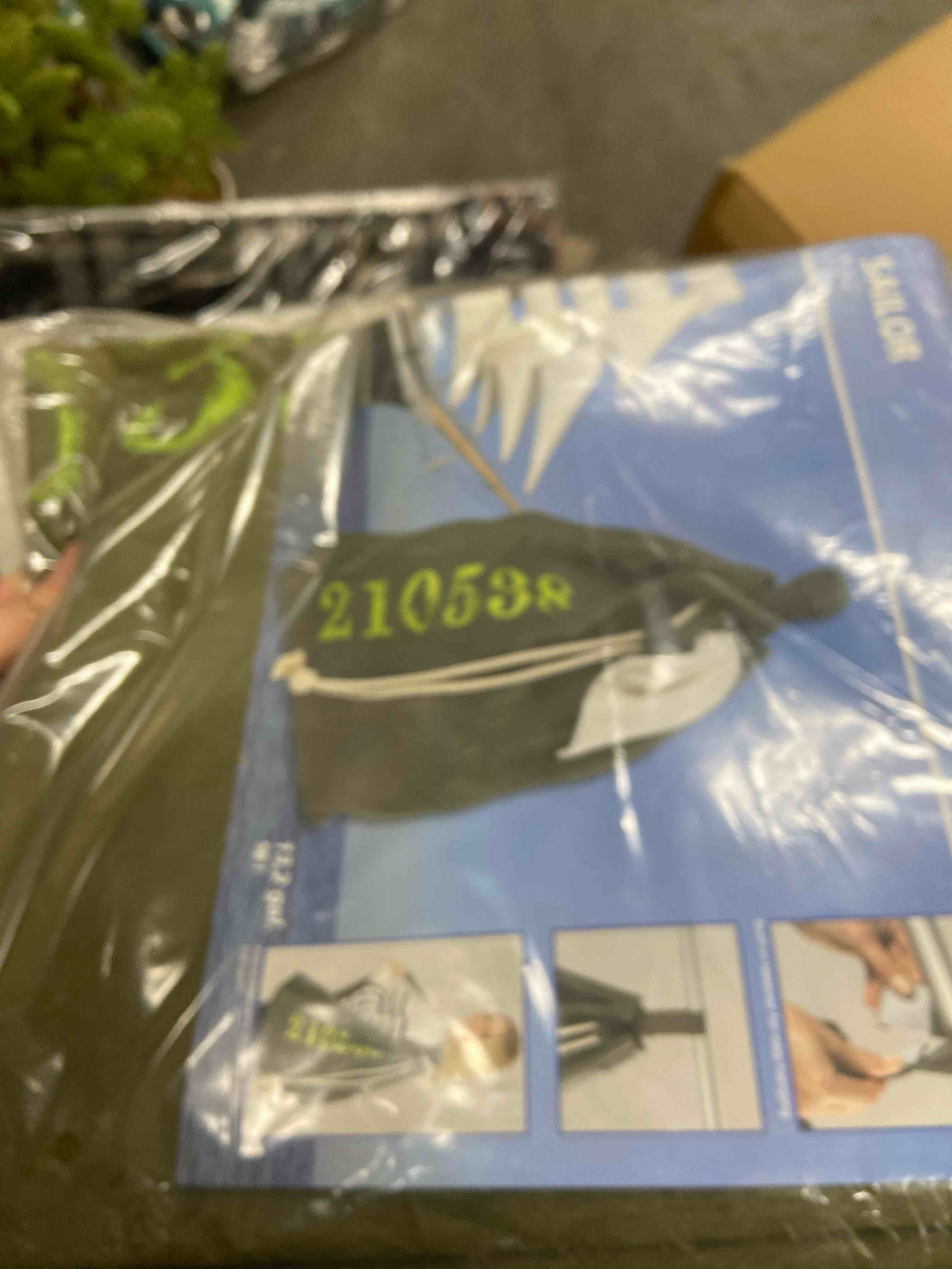 Condition photo showing New/Like New for Laundry Bag Sailor green