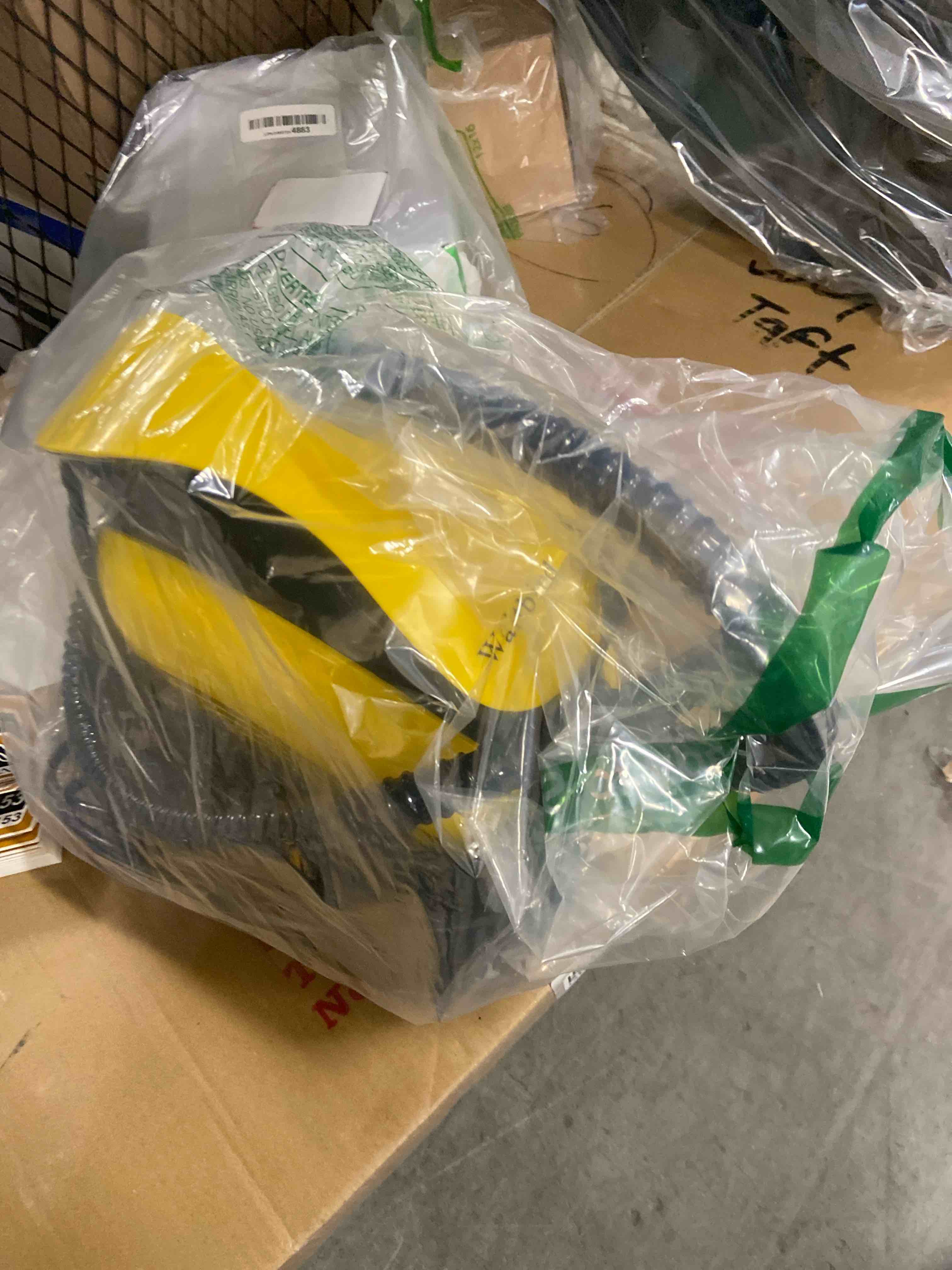 Condition photo showing Good Condition for Steam Cleaner, Multipurpose Steamer Cleaner with 21 Accessories, Portable Handheld Steam Mop with 38OZ Tank, Natural Cleaning for Home Use, Floor, Tile, Window, Carpet, Car (Yellow)