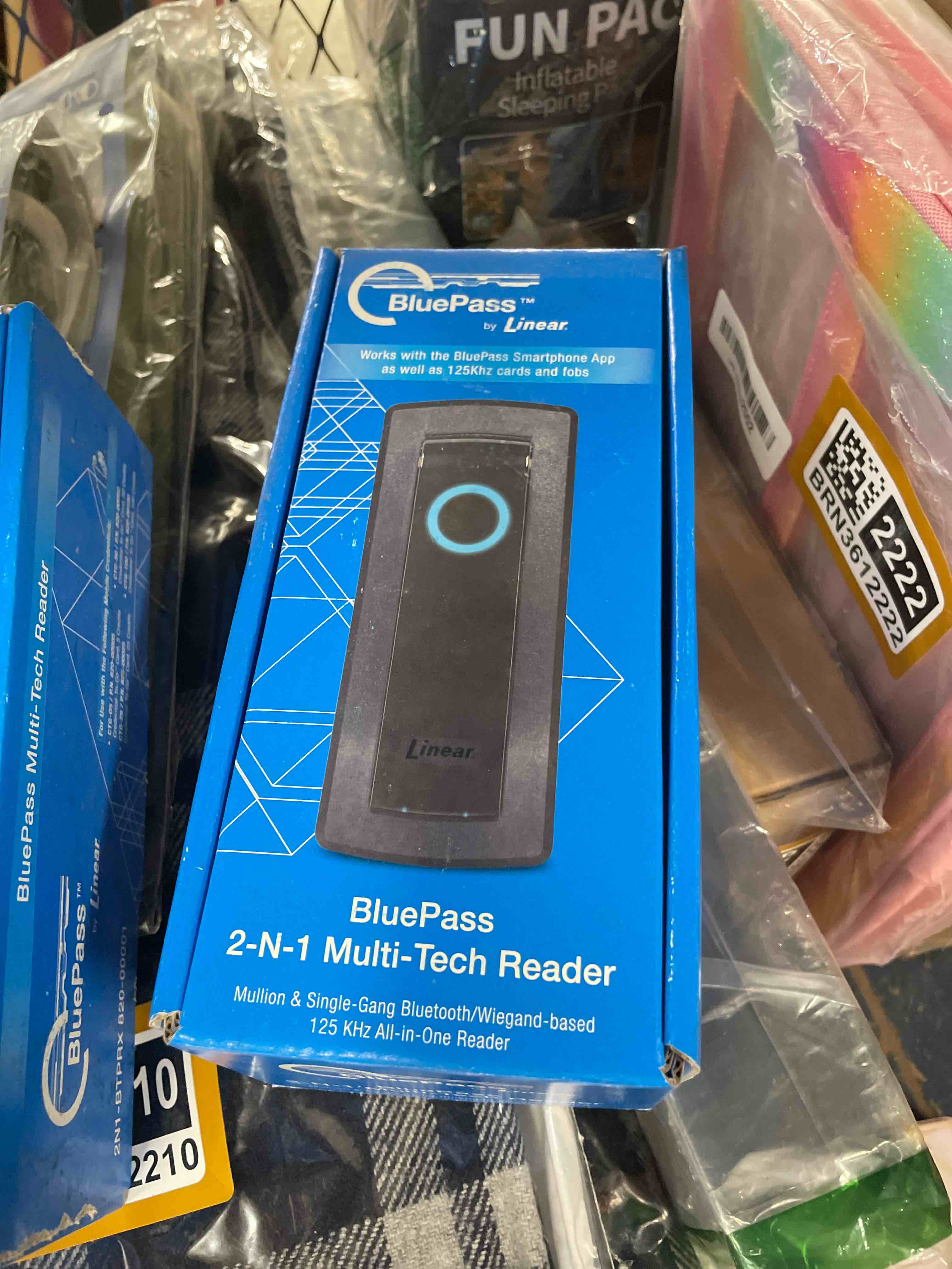 Condition photo showing New/Like New for Linear 820-00001 2-n-1 Bluepass Multi-tech Access Control Reader Bluetooth Le