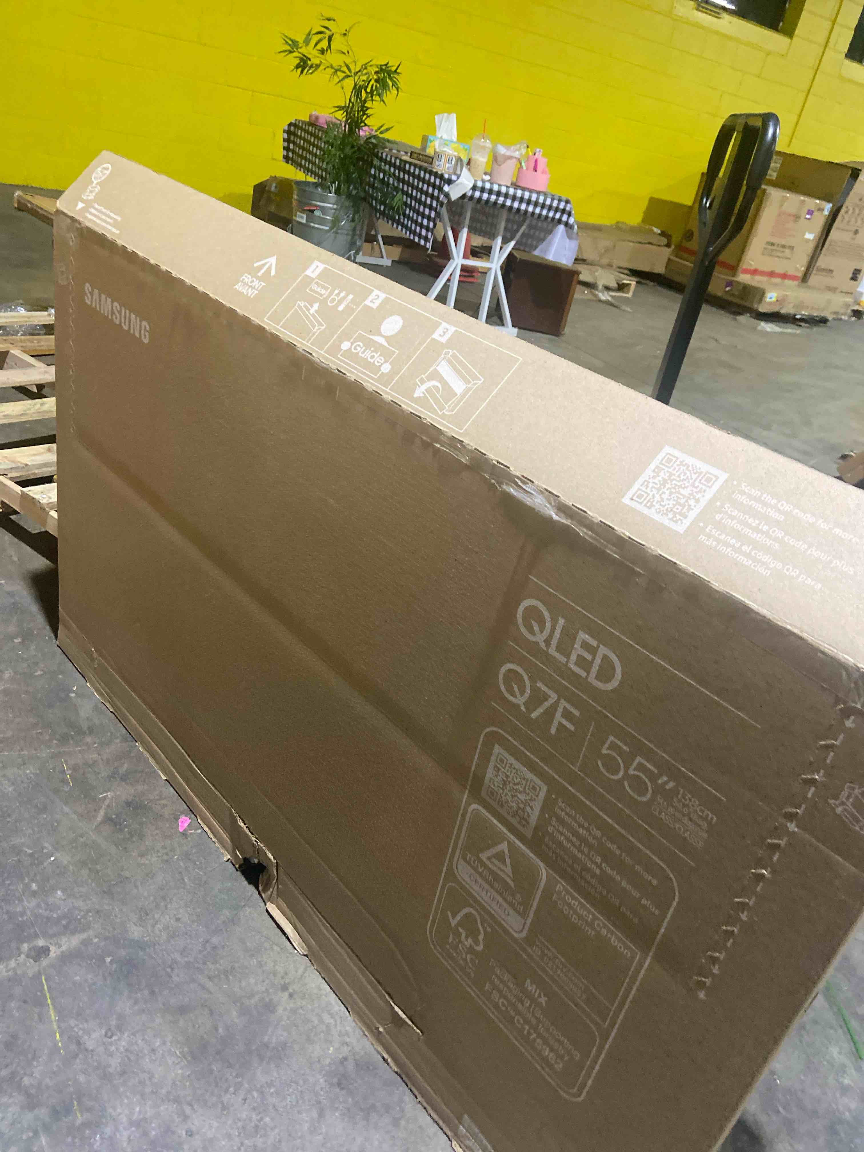 Condition photo showing New/Like New for Samsung 55-Inch Class QLED Q7F Series Samsung Vision AI Smart TV (2025 Model, 55Q7F) Quantum HDR, Object Tracking Sound Lite, Q4 AI Gen1 Processor, 4K upscaling, Gaming Hub, Alexa Built-in