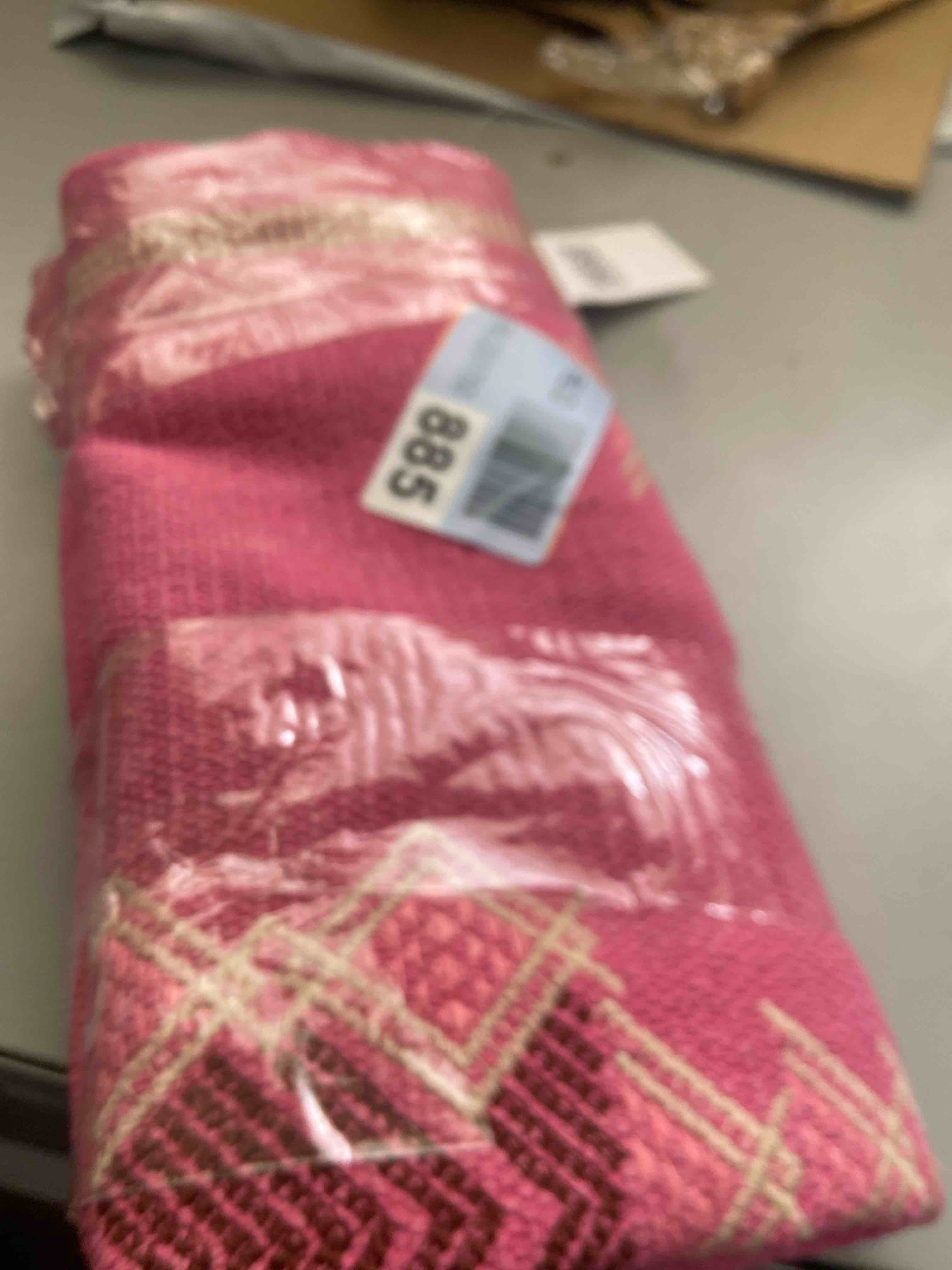 Condition photo showing New/Like New for puebla pillow shazi pink/tan (pub-09) cotton