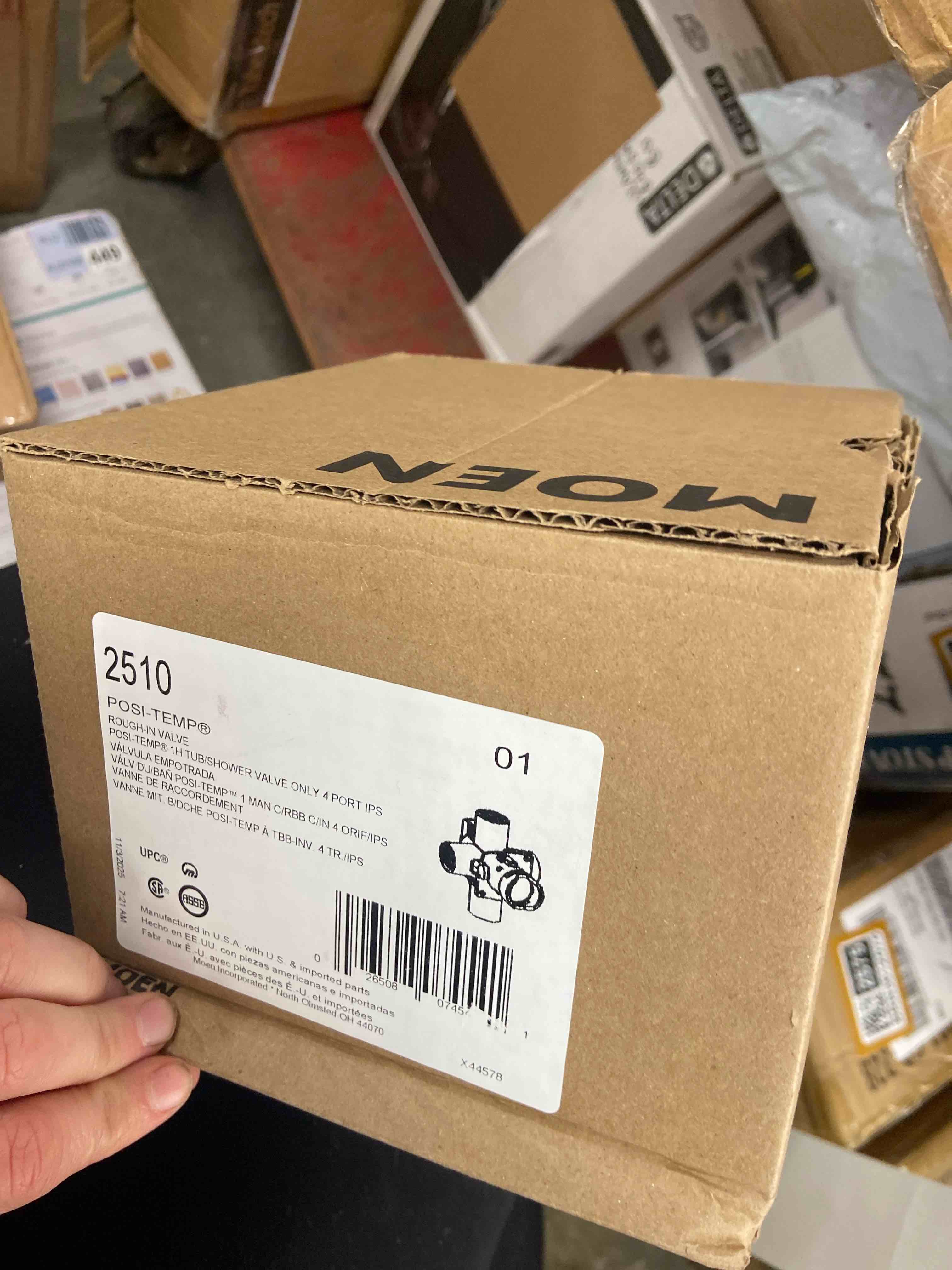Condition photo showing Good Condition for moen 2510 posi-temp(r) 1/2 ips connection includes pressure balancing