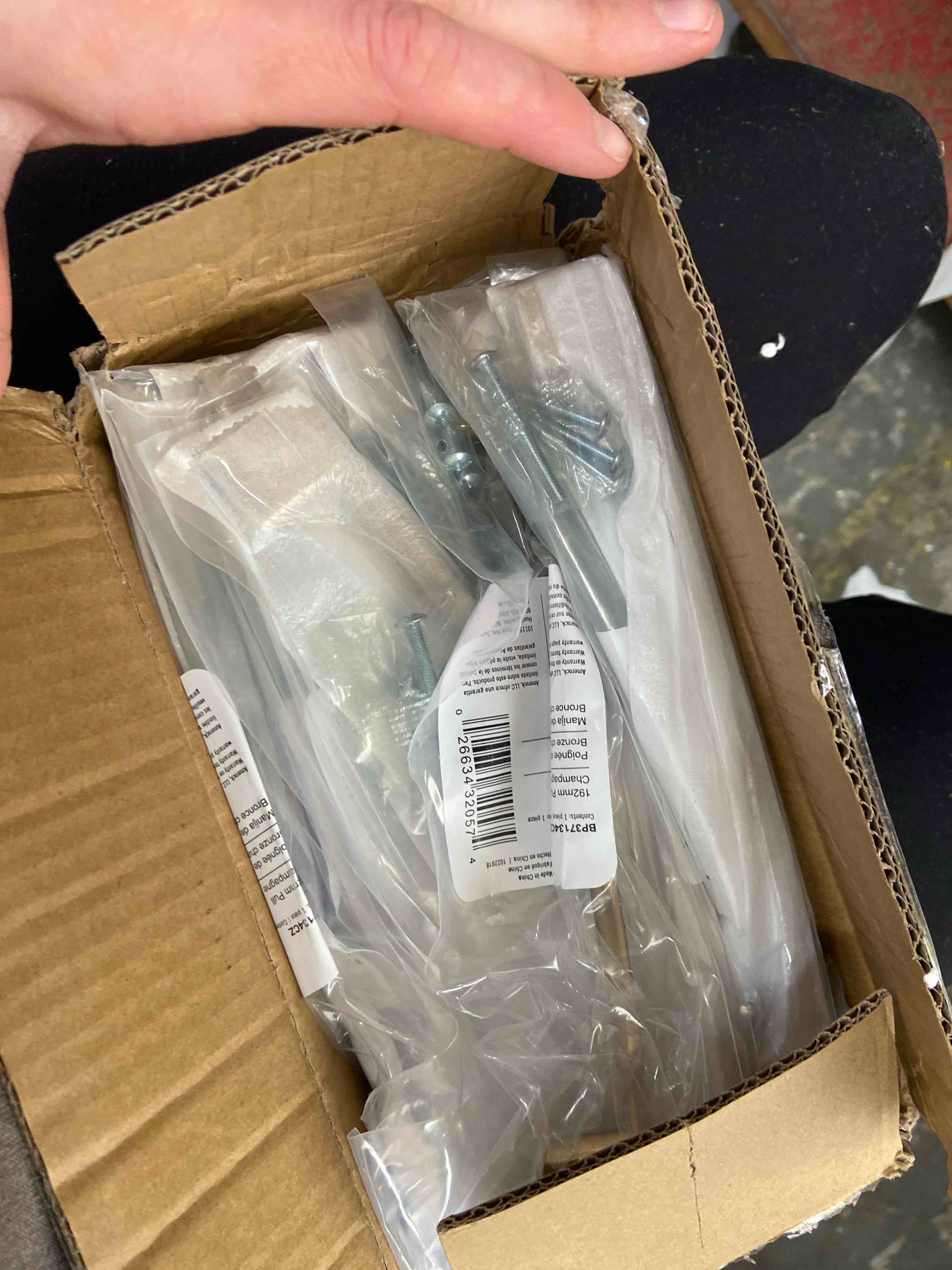 https://s3.amazonaws.com/lotting-images-prod/phillipi/BRN3612597_1775493977537.jpeg