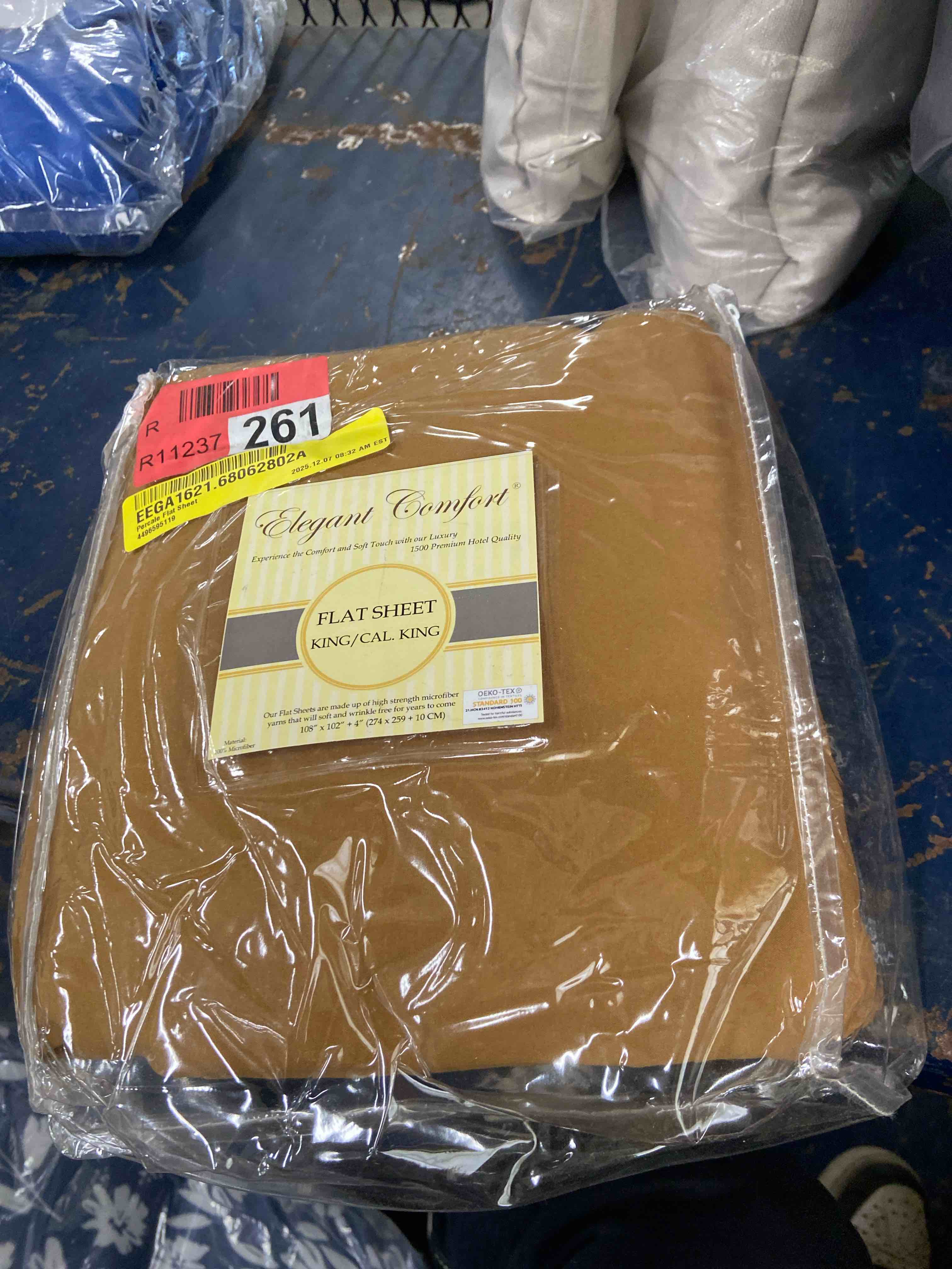 Condition photo showing New/Like New for percale flat sheet 