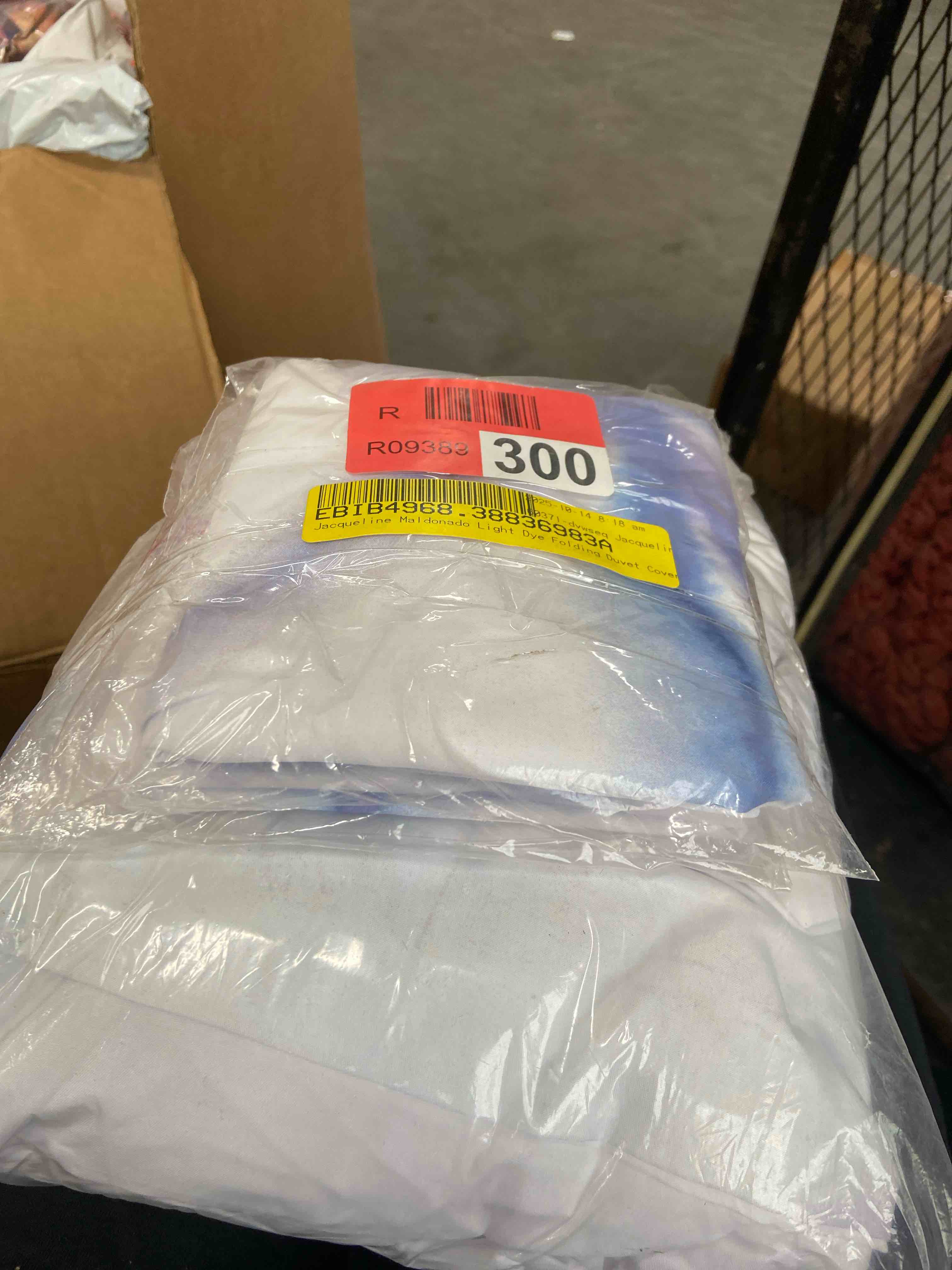 Condition photo showing New/Like New for jacqueline maldonado light dye folding duvet cover