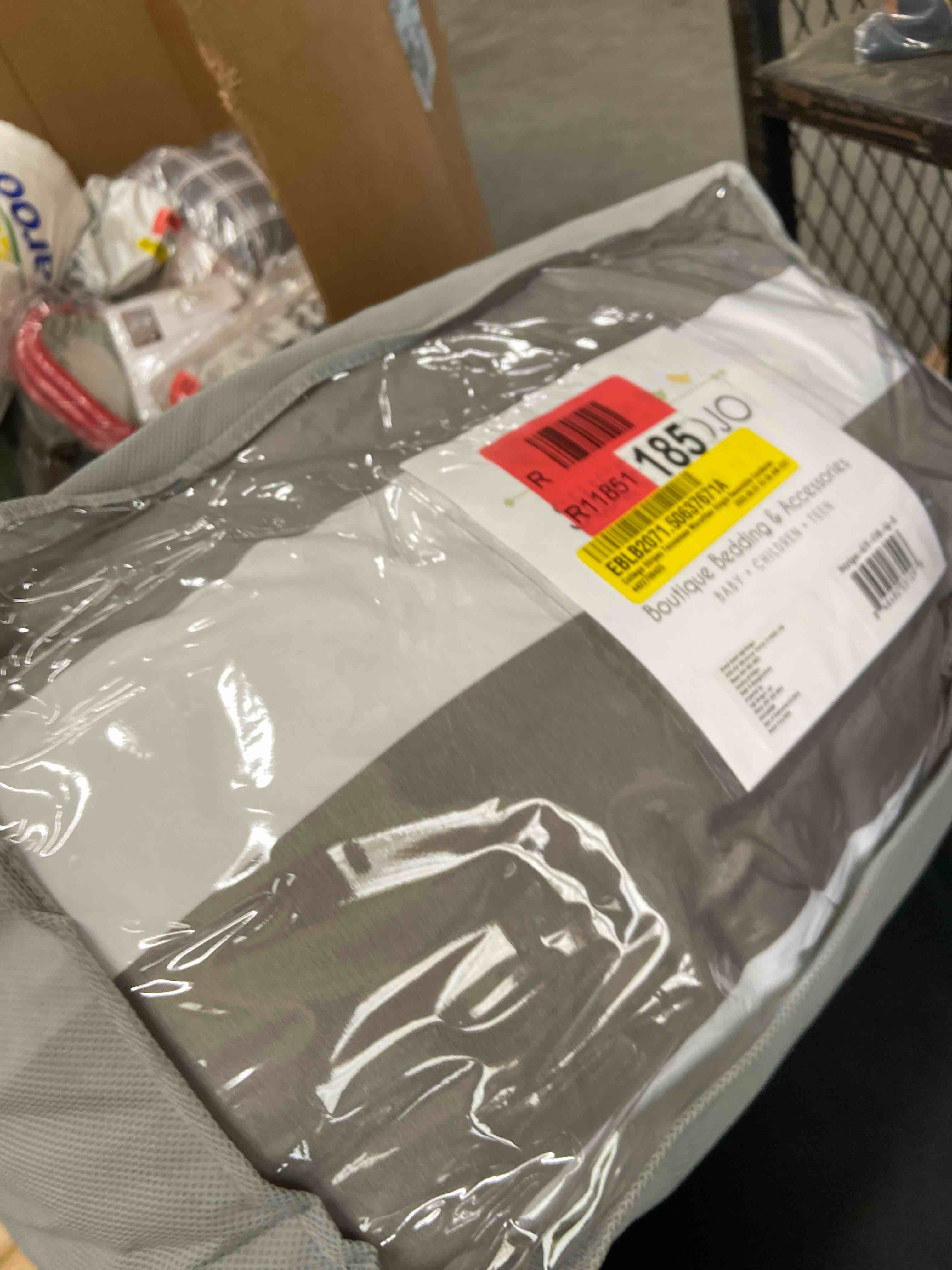 Condition photo showing New/Like New for stripe gray and orange full/queen bedding collection