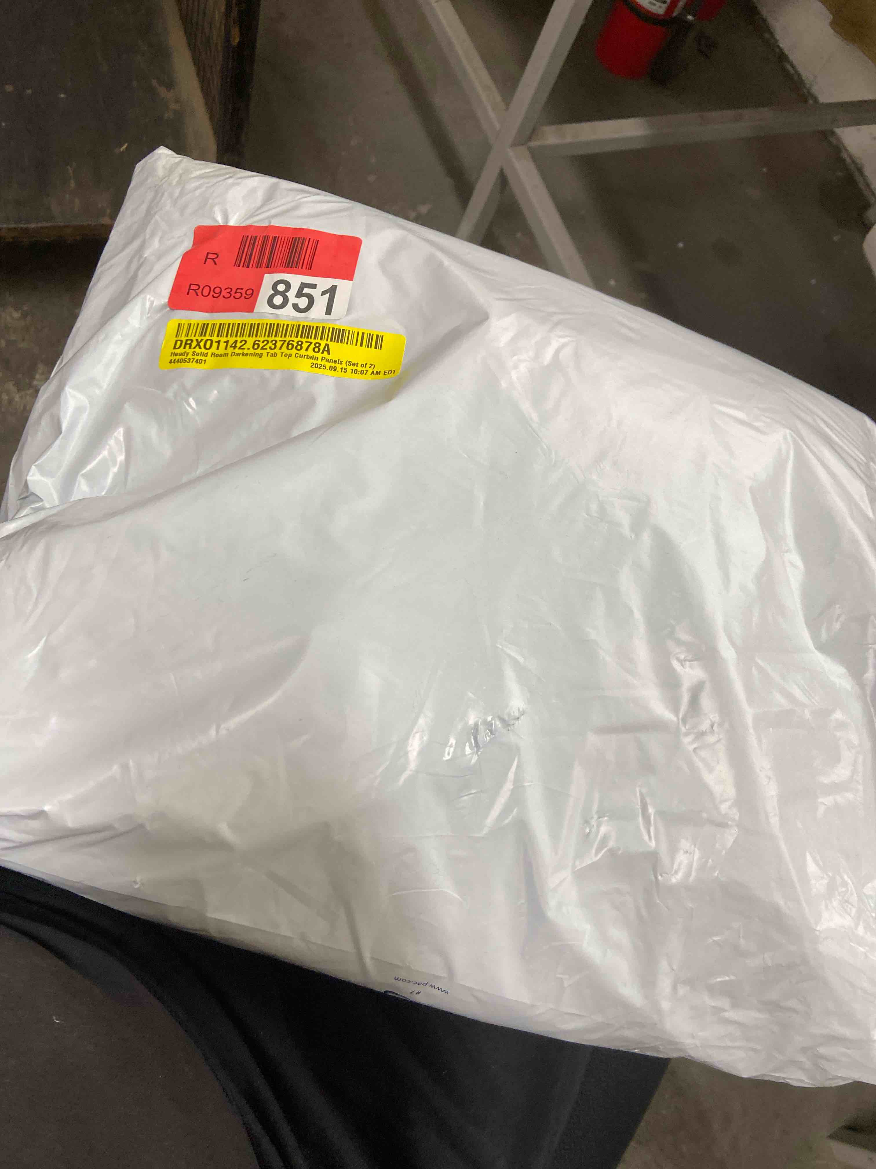 Condition photo showing New/Like New for heady solid room darkening tab top curtain panels (set of 2)