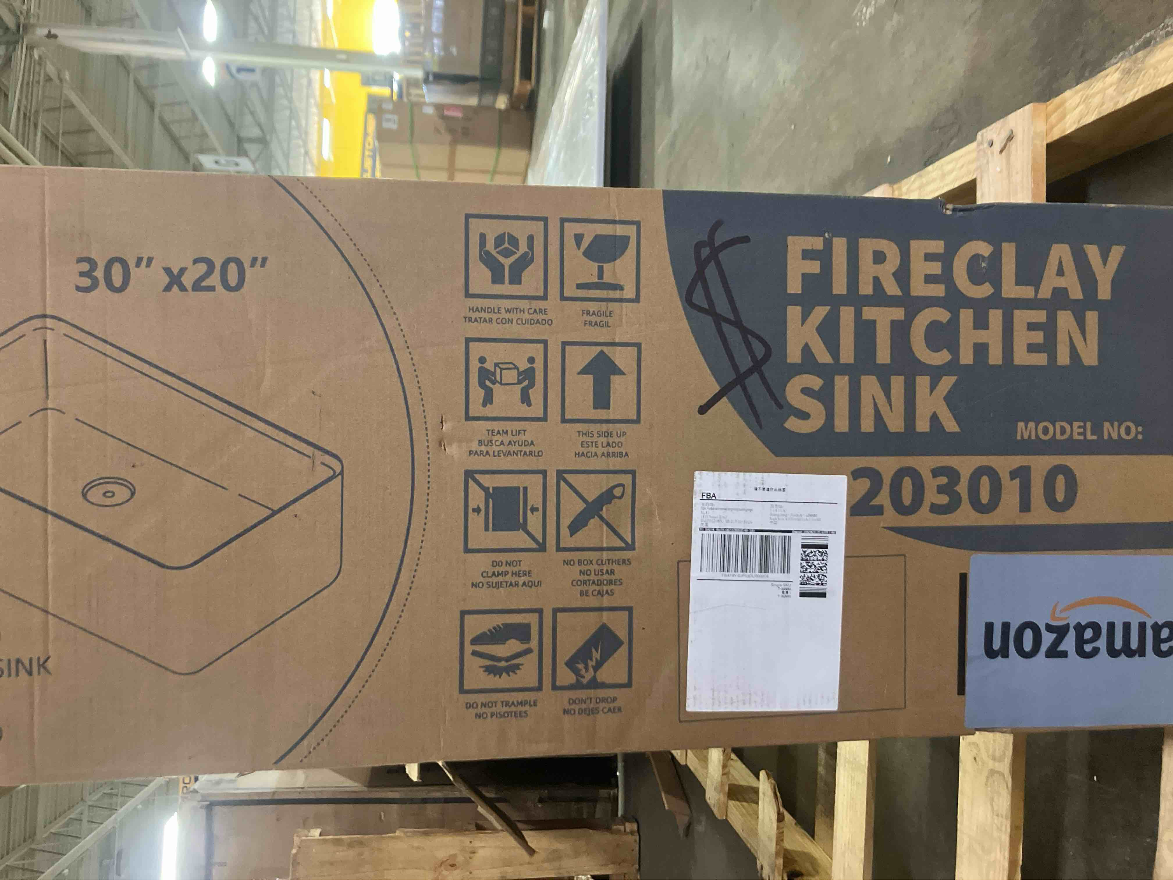 https://s3.amazonaws.com/lotting-images-prod/phillipi/BRN3613312_1760635968268.jpeg