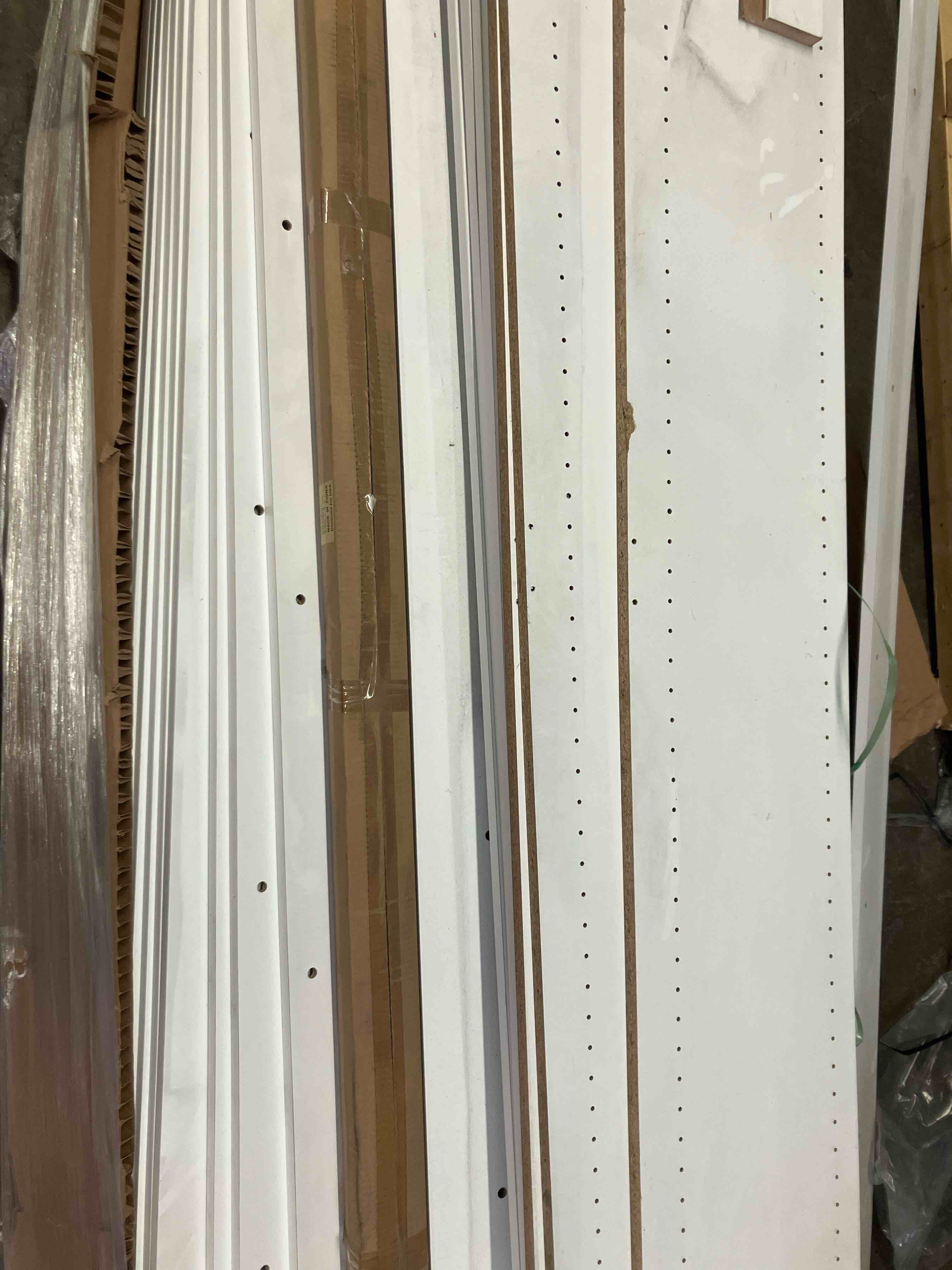 Condition photo showing Good Condition for sauder garage core white cabinet collection, 3 palettes total. multiple cabinet sizes with adjustable shelves and heights to customize your work space. needs some cleaning, hardware needed. 