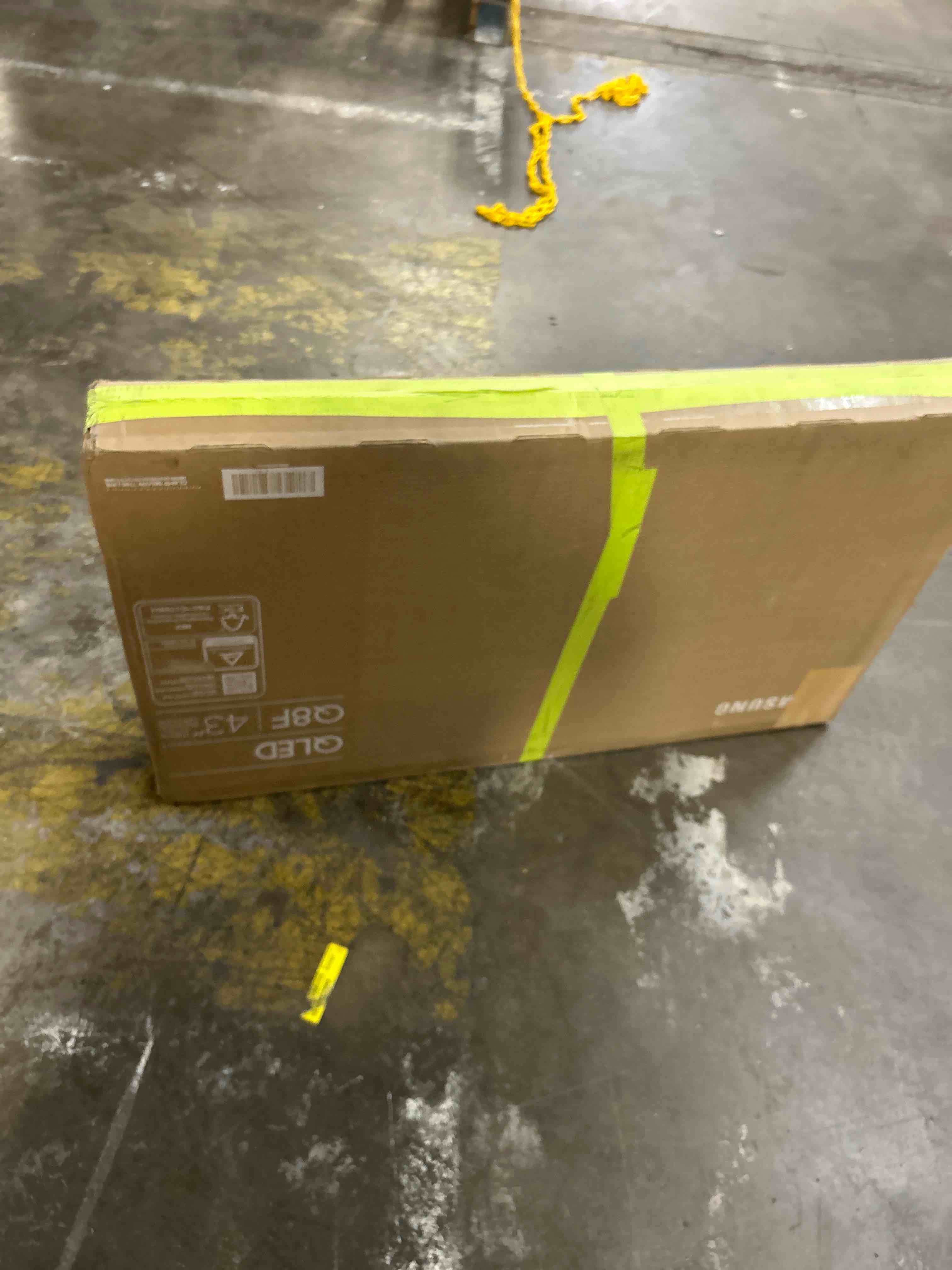Condition photo showing As Is for SAMSUNG QN43QN90FAFXZA 43 Inch Neo QLED 4K QN90F Vision AI Smart TV with a HW-B550F B-Series Soundbar 2.1 Ch and Subwoofer (2025)