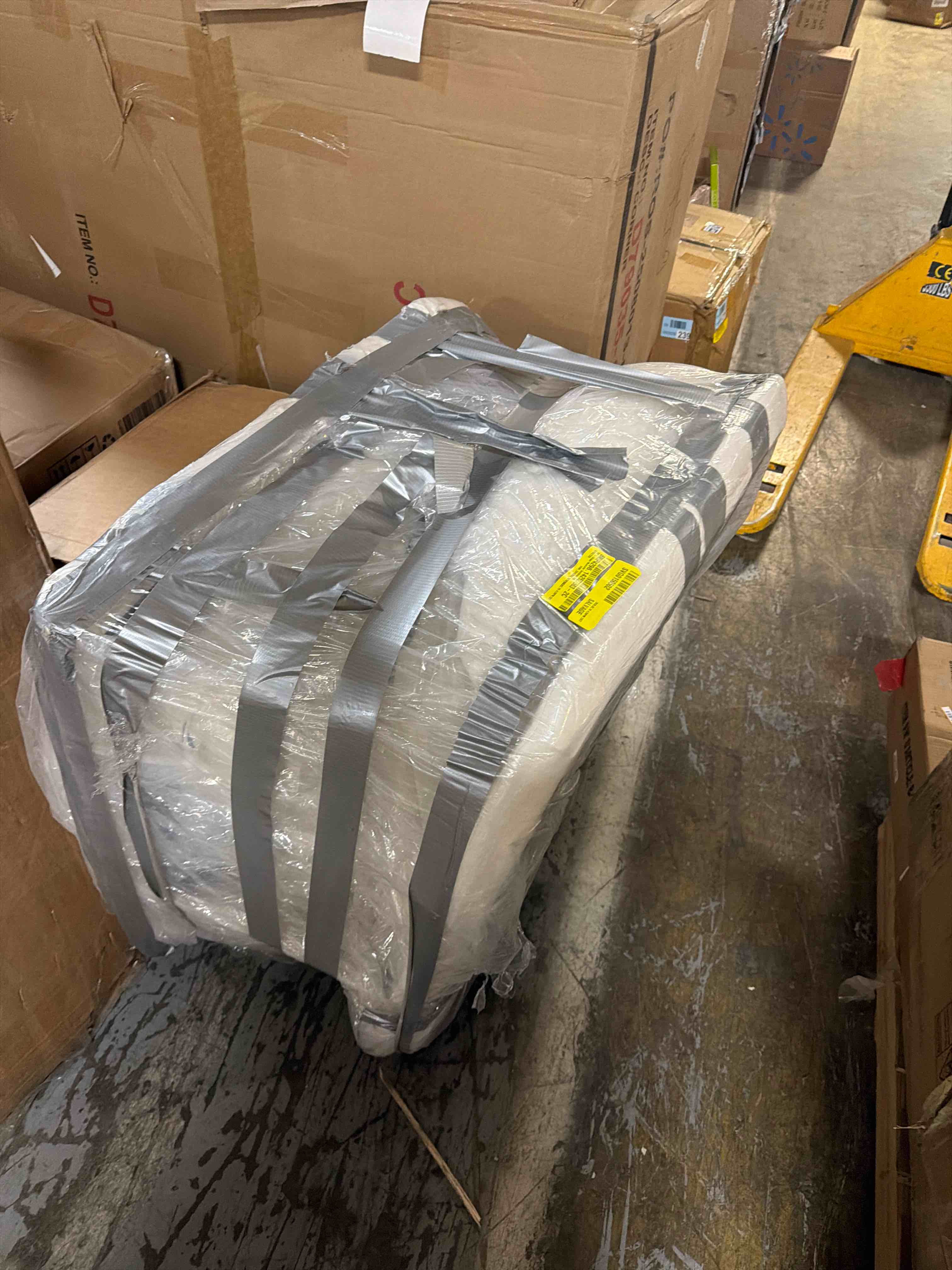 Condition photo showing As Is for 102" L-Shape Modular Sectional Sofa, Chenille Cloud Couch with 23.2" Deep Seat for Small Spaces