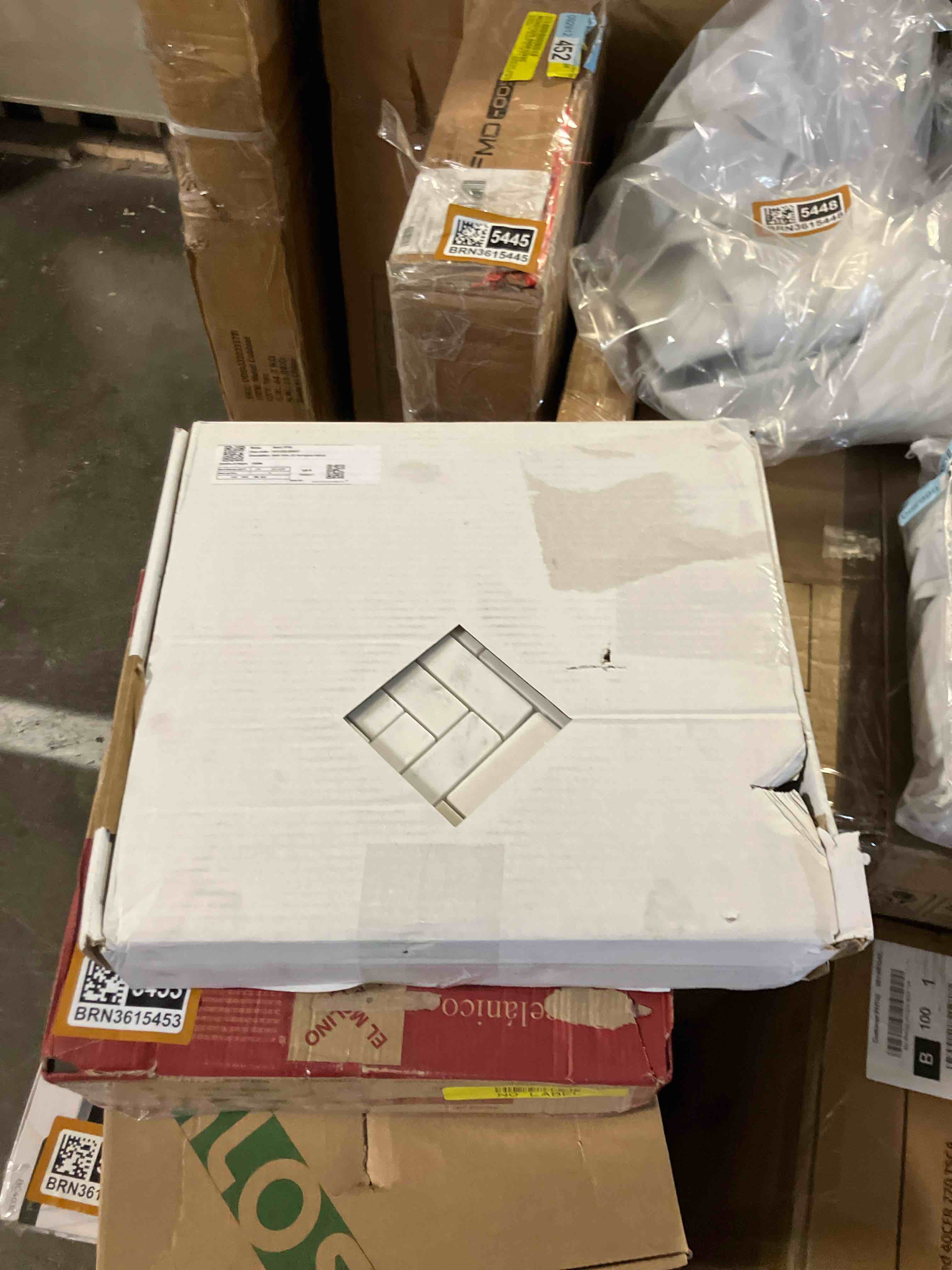 Condition photo showing New/Like New for Polar White 1" x 3" Marble Herringbone Mosaic Wall & Floor Tile (0.97 Sq. Ft. / Sheet)