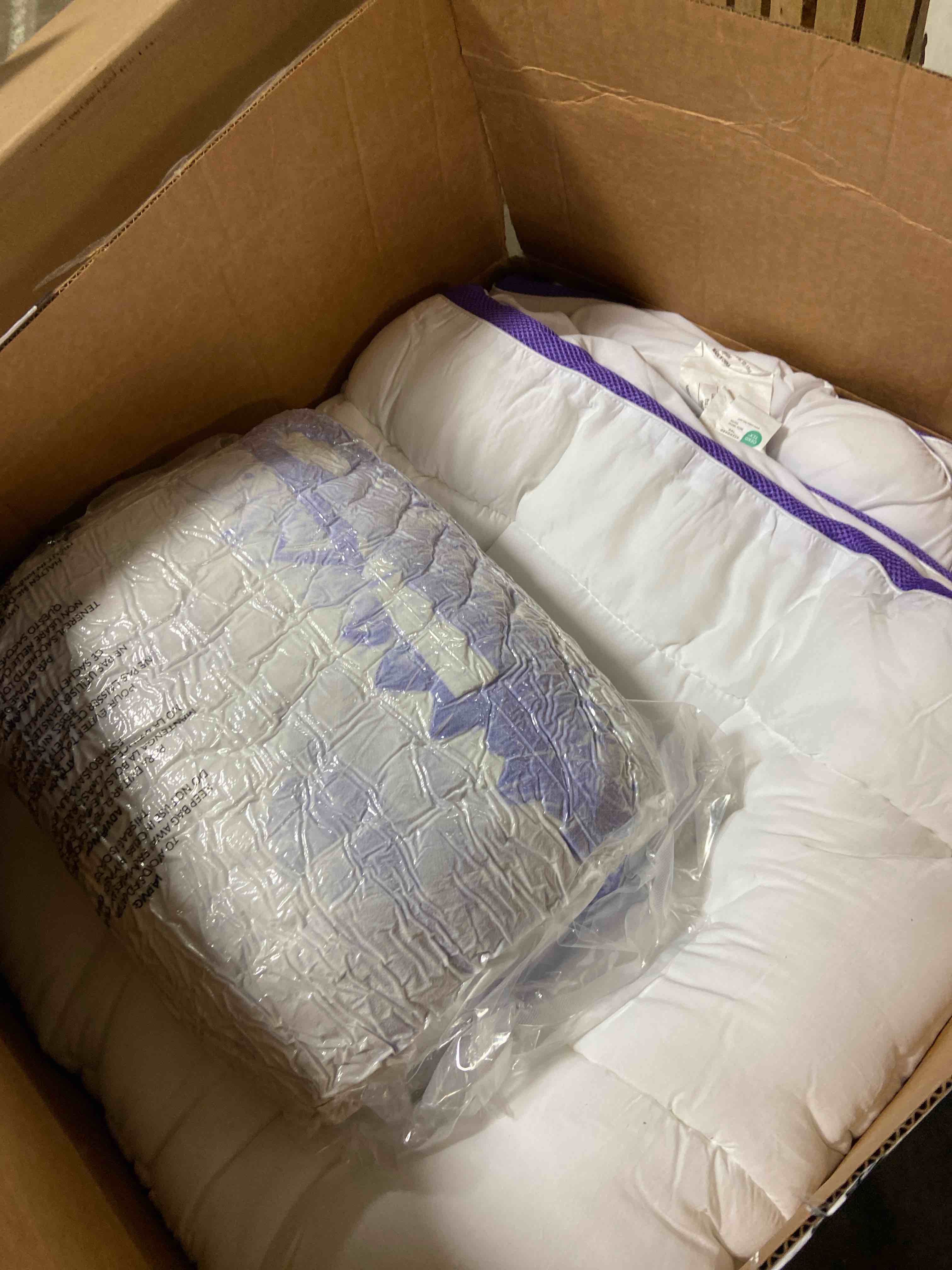 Condition photo showing New/Like New for Dual Layer 4 Inch Memory Foam Mattress Topper Queen - 2 Inch Gel Memory Foam and 2 Inch Pillow Top Mattress Pad, 7-Zone Egg Crate Mattress Topper