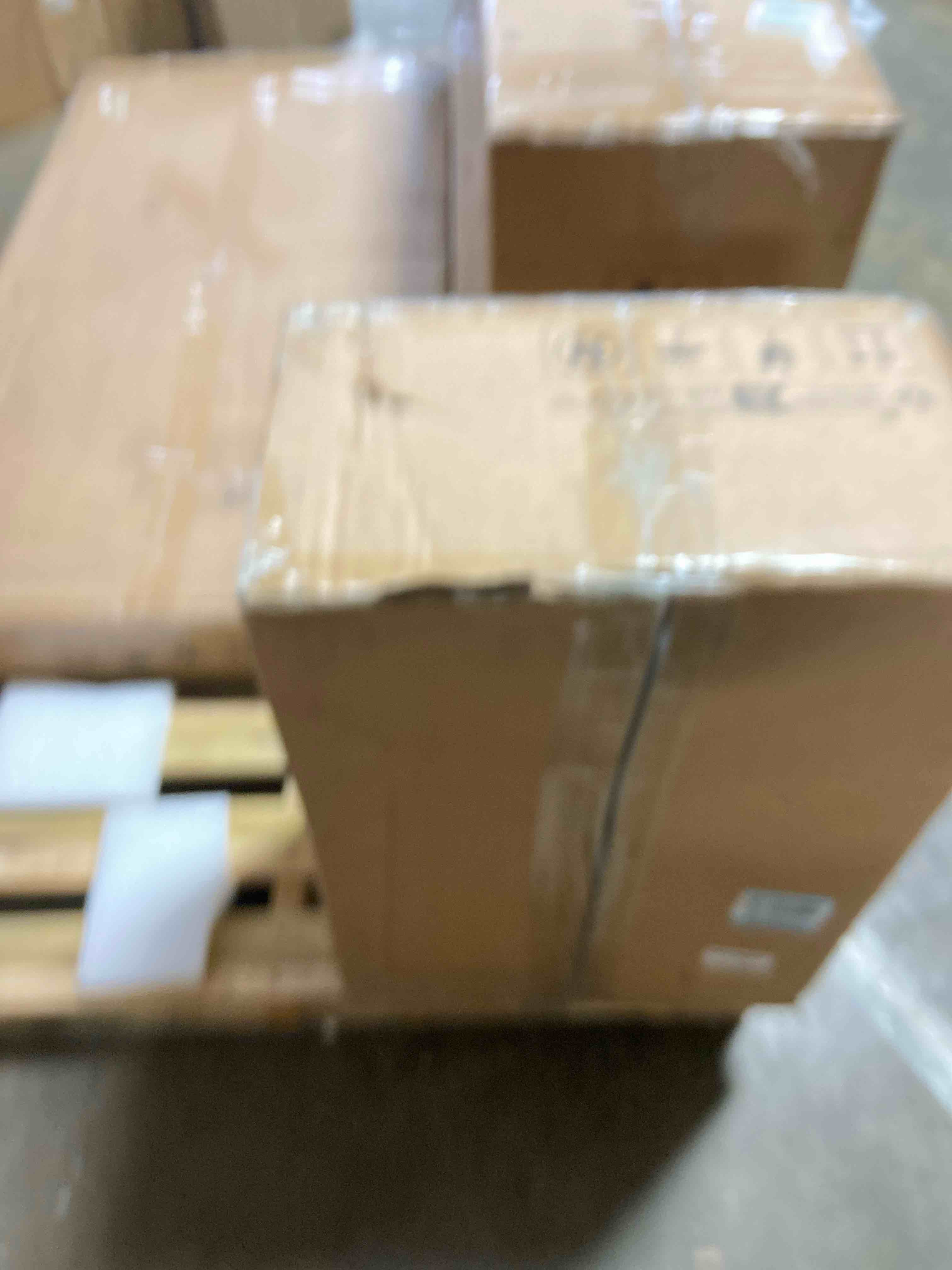 Condition photo showing Good Condition for KRAUS Kore 32-Inch Undermount Workstation 16 Gauge Single Bowl Stainless Steel Kitchen Sink with Accessories, KWU110-32 Stainless Steel 32 Inch Sink