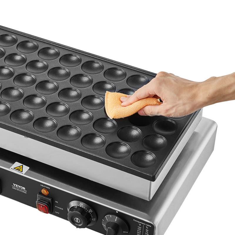 50PCS 43mm Mini Dutch Pancake Maker Commercial Dorayaki Baker 1700W (Used)