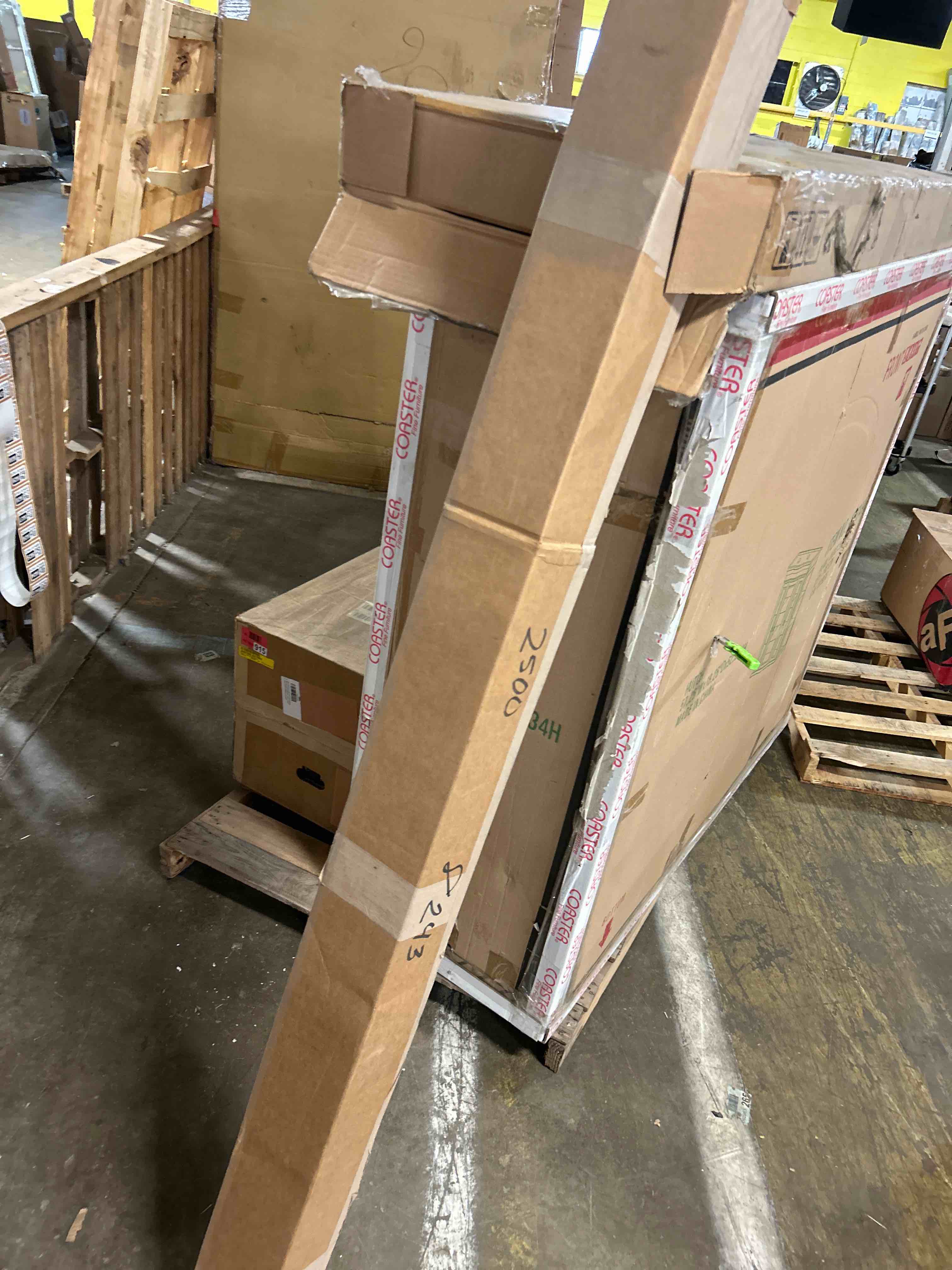 Condition photo showing Good Condition for Blackout Roller Shades 72” length
