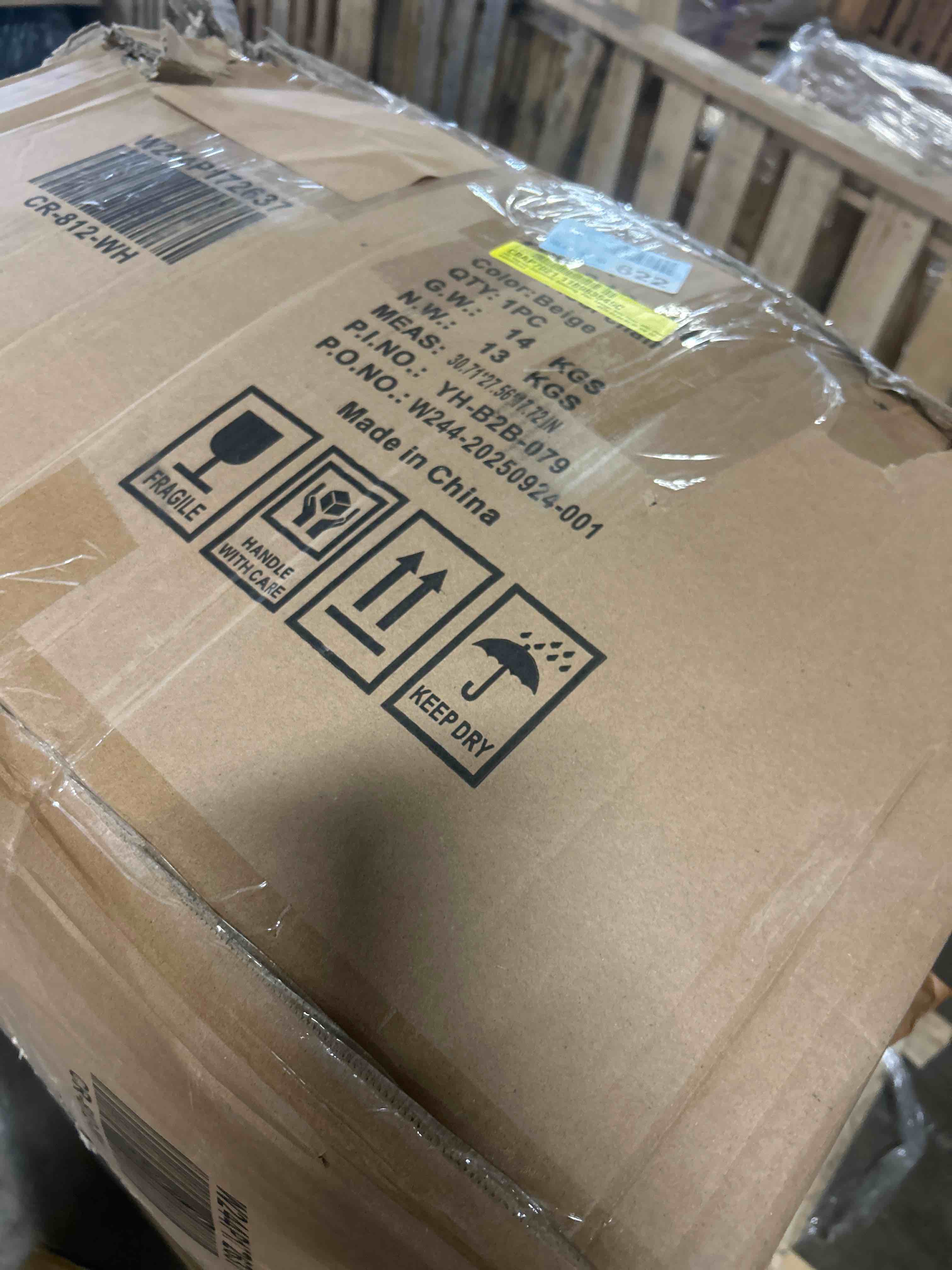 Condition photo showing Good Condition for 360 degrees Ergonomic Swiveling Floor Lounge Sofa Chair(Box damaged 