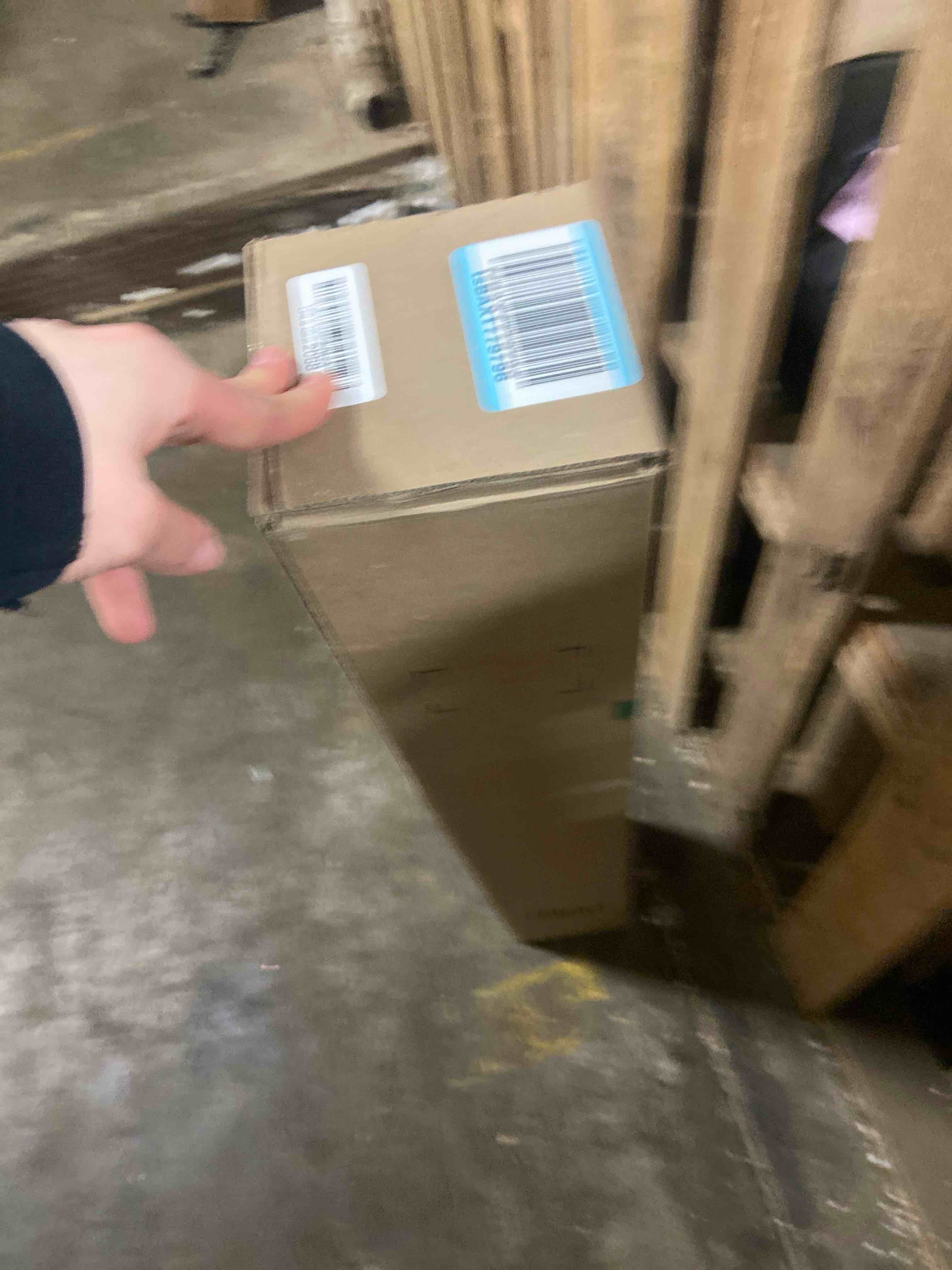 Condition photo showing New/Like New for CHICHIC Welcome Door Mat 24 x 36 Inch Front Doormat Outdoors for Home Entrance Outdoors Mat for Outside Entry Way Doormat Entry Rugs, Heavy Duty Non Slip Rubber Back Low Profile, Petal 24" x 36" Petals