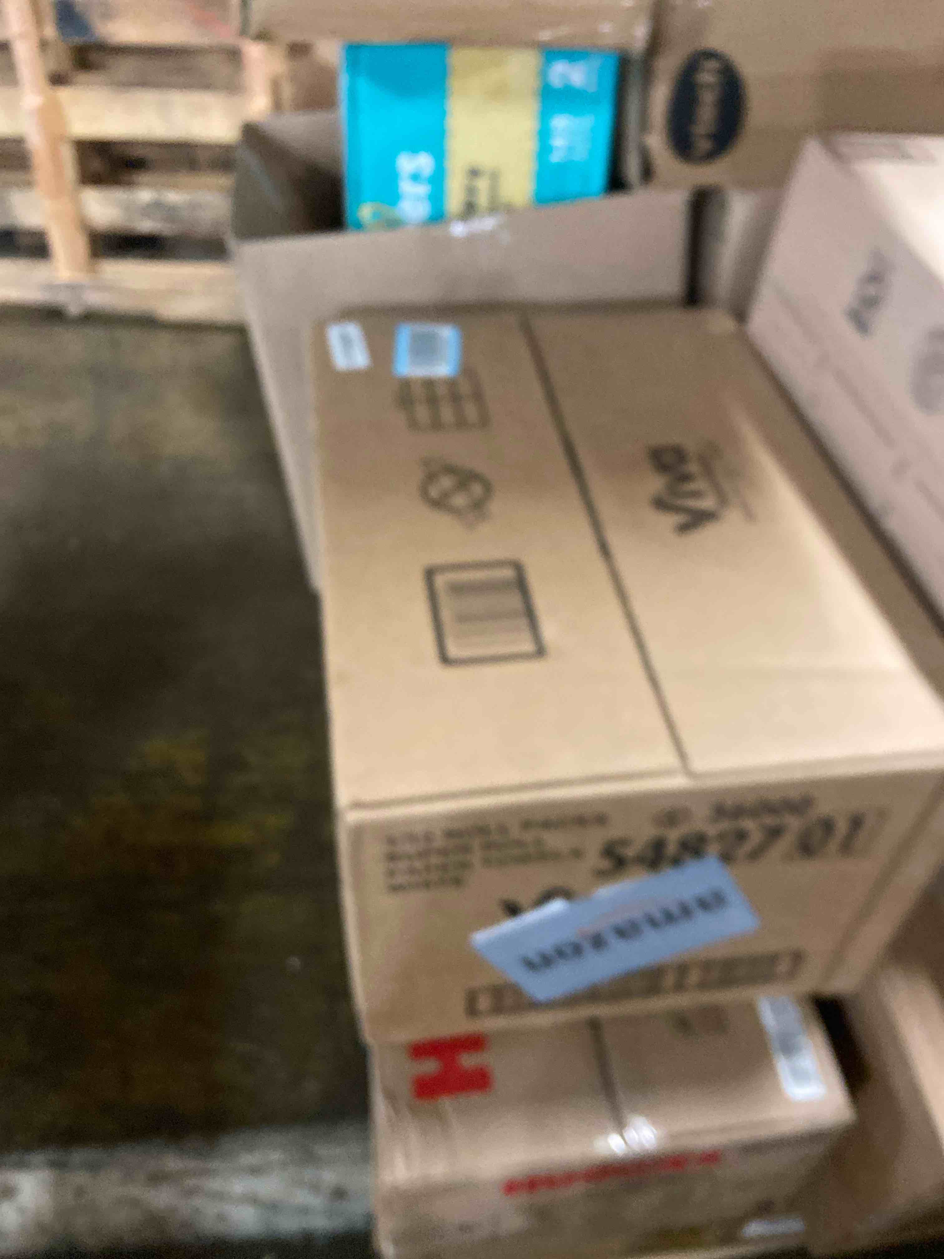 Condition photo showing New/Like New for Viva Multi-Surface Cloth Paper Towels, Task Size - 12 Super Rolls (2 Packs of 6) - 81 Sheets Per Roll