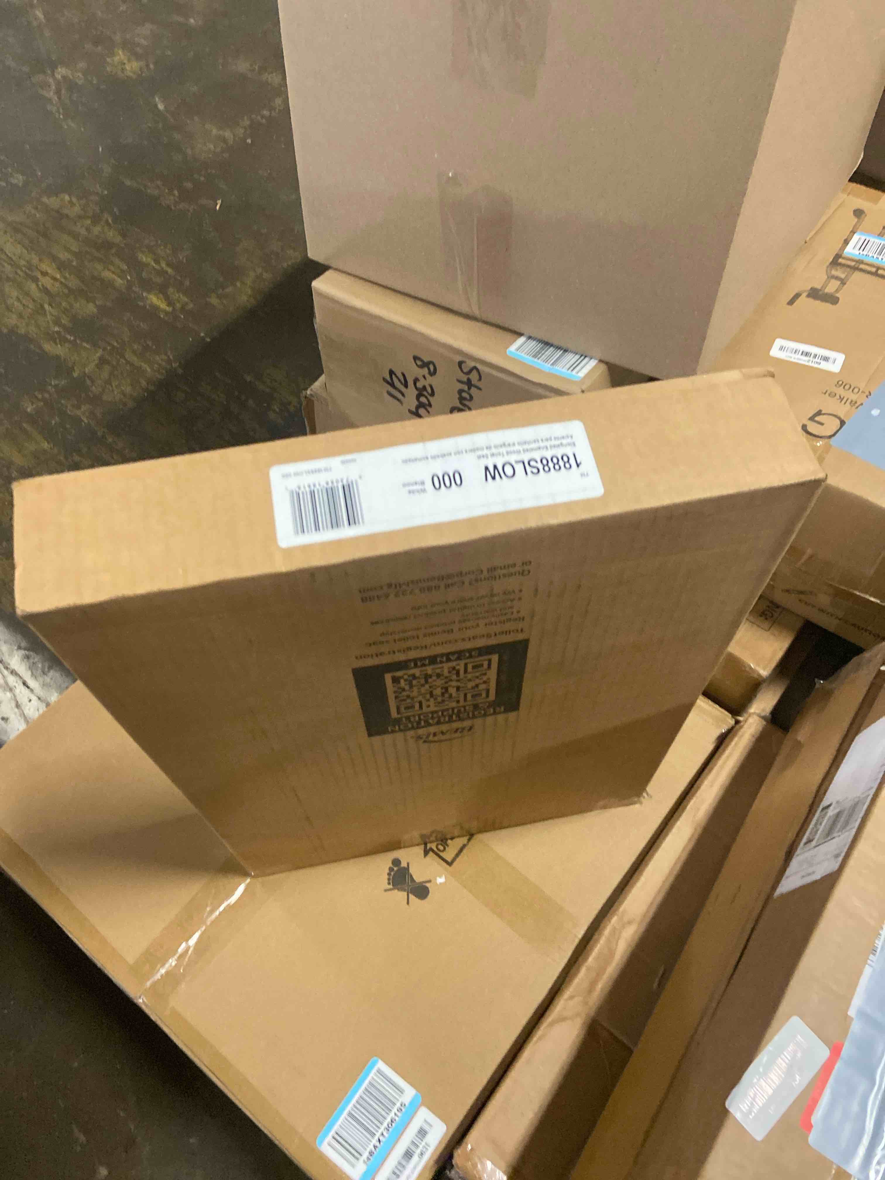 Condition photo showing New/Like New for Mayfair NextStep2 Toilet Seat with Built-In Potty Training Seat, Slow-Close, Removable that will Never Loosen, Elongated, White Elongated (1-Pack) 1-Pack