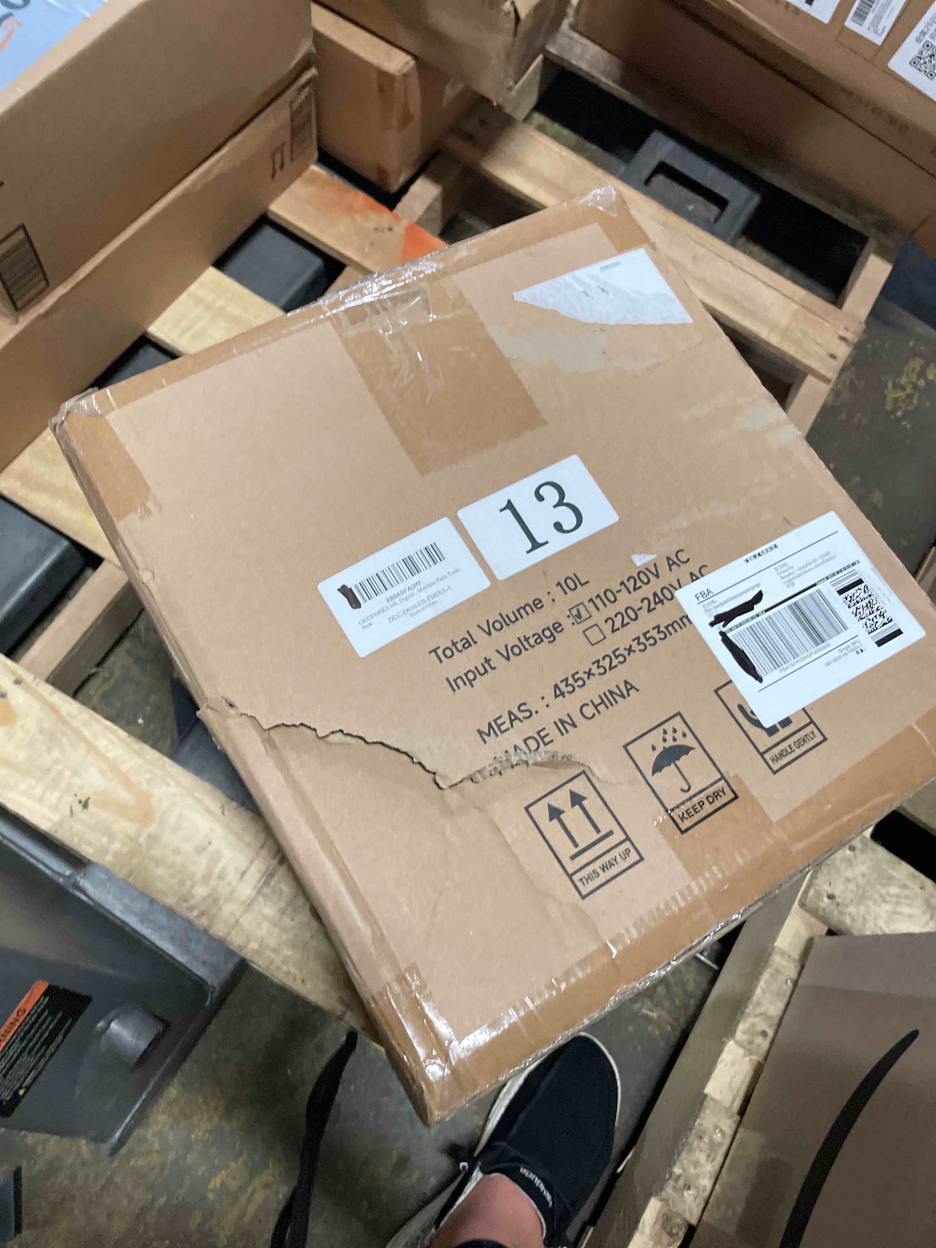 Condition photo showing New/Like New for CREWORKS 10L Digital Ultrasonic Cleaner with Degas Gentle Modes, 2.6 gal. Ultrasonic Cleaning Machine, 240W Professional Ultrasound Cleaner with 300W Heater & 30 min Timer for Auto Machine Parts Tools