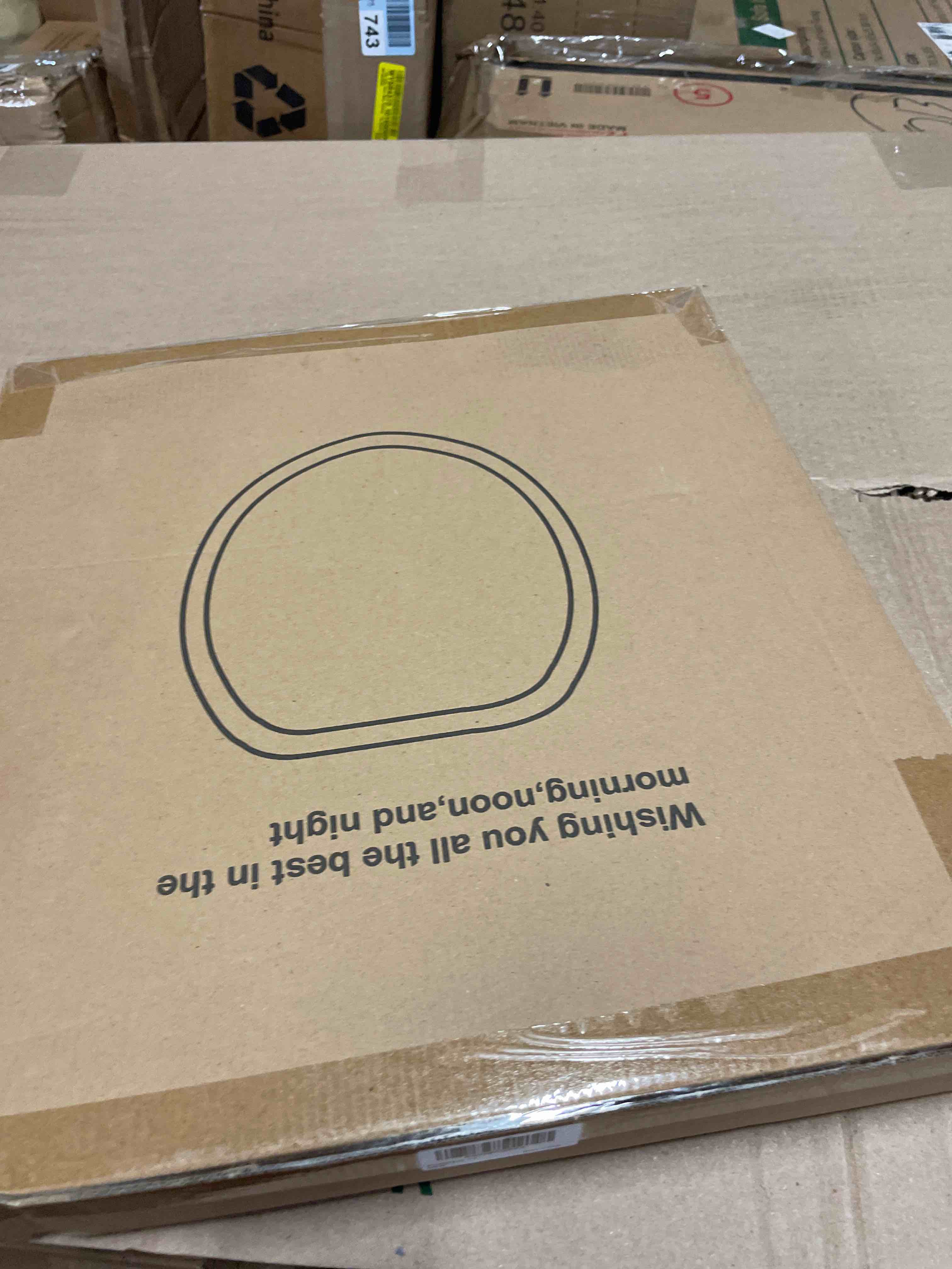 Condition photo showing New/Like New for Round Toilet Seat Wood Toilet Seat Prevent Shifting with Zinc Alloy Hinges American Standard Size Toilet Seat Easy to Install also Easy to Clean(Round,Sparkling Turquoise) Round Turquoise