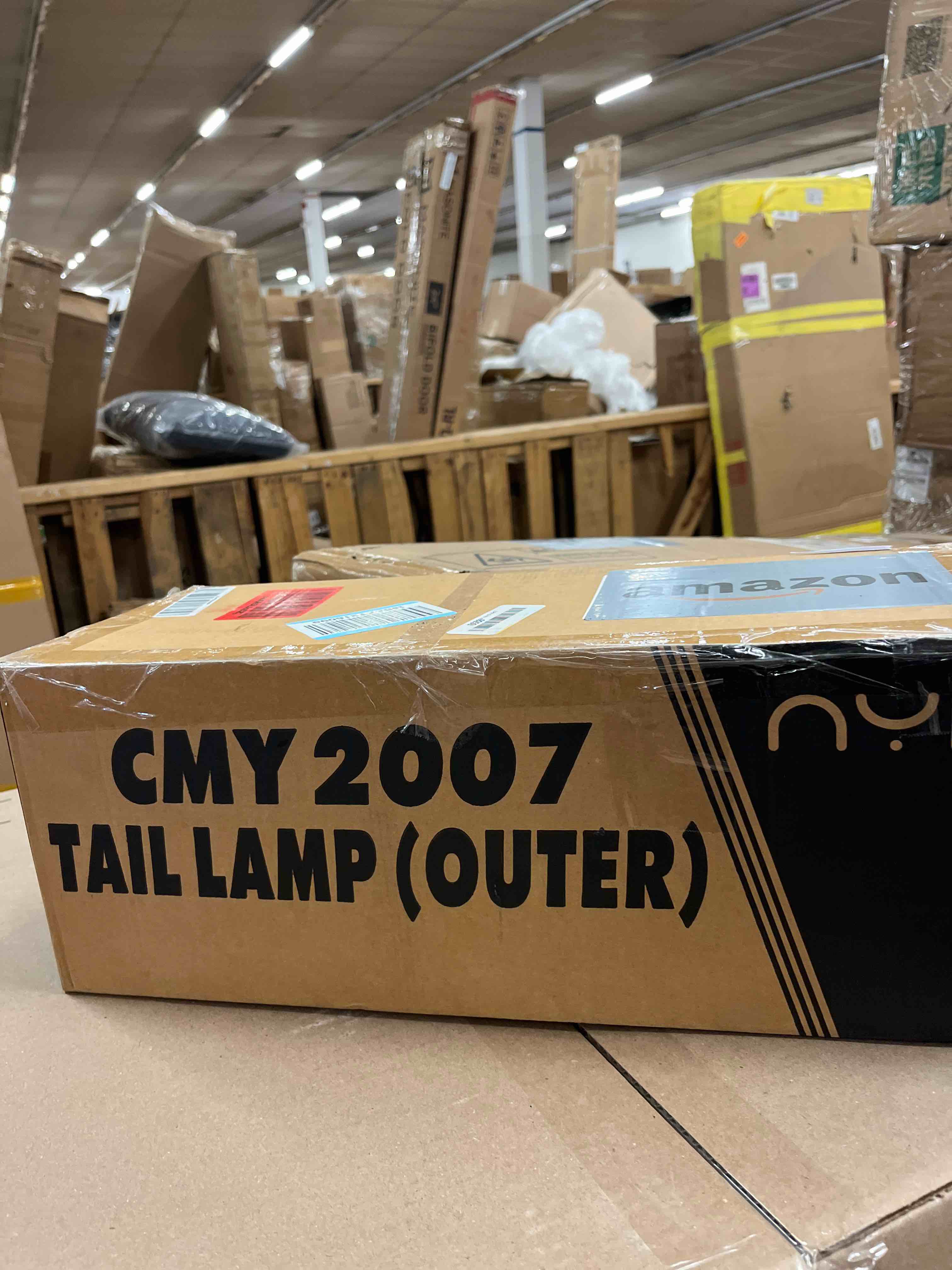 Condition photo showing Good Condition for tail light outer right for toyota for camry 2007-2009