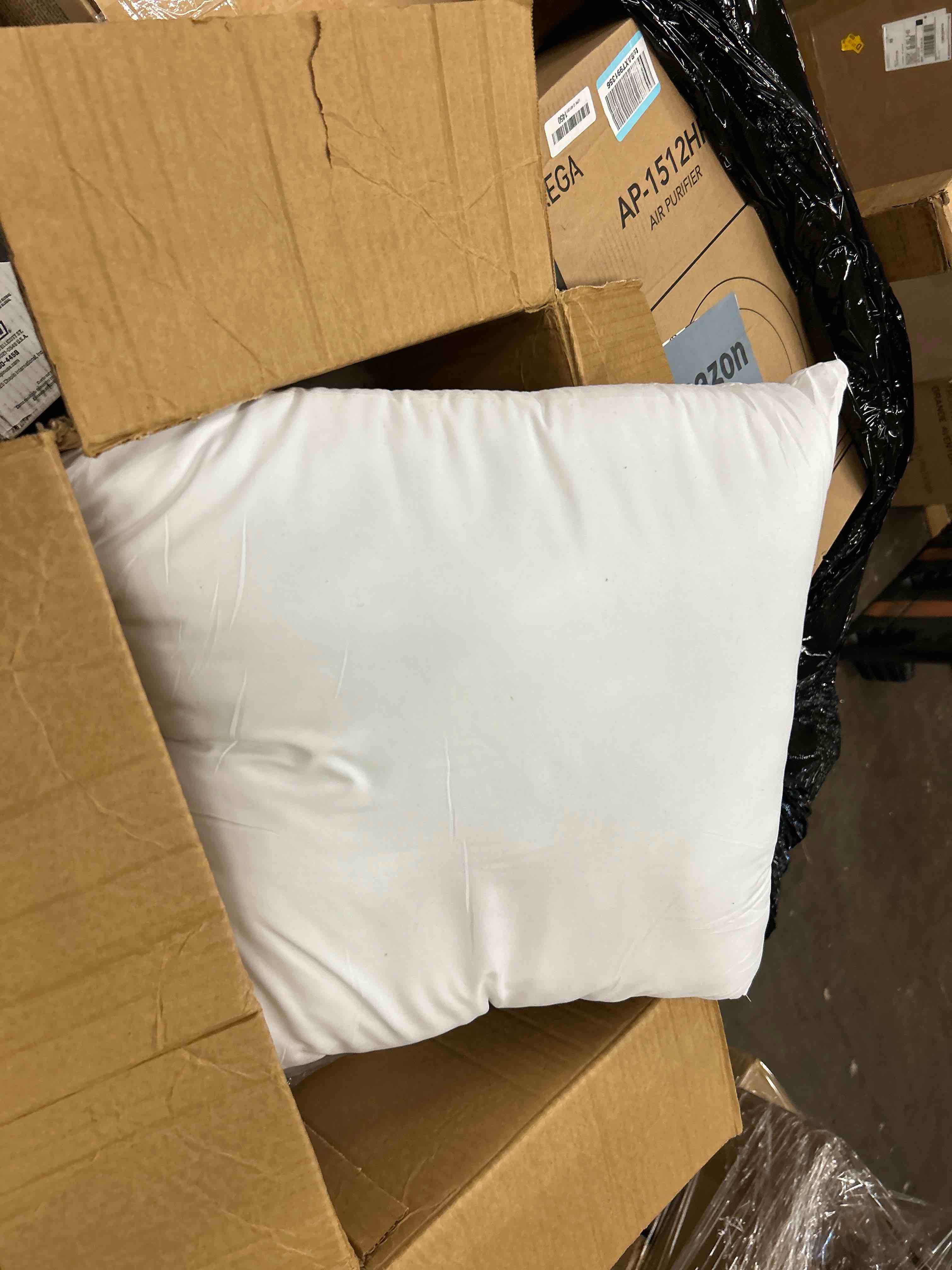 Condition photo showing New/Like New for edow throw pillow inserts, set of 4 lightweight down alternative polyester pillow, couch cushion, sham stuffer, machine washable. (white, 20x20)