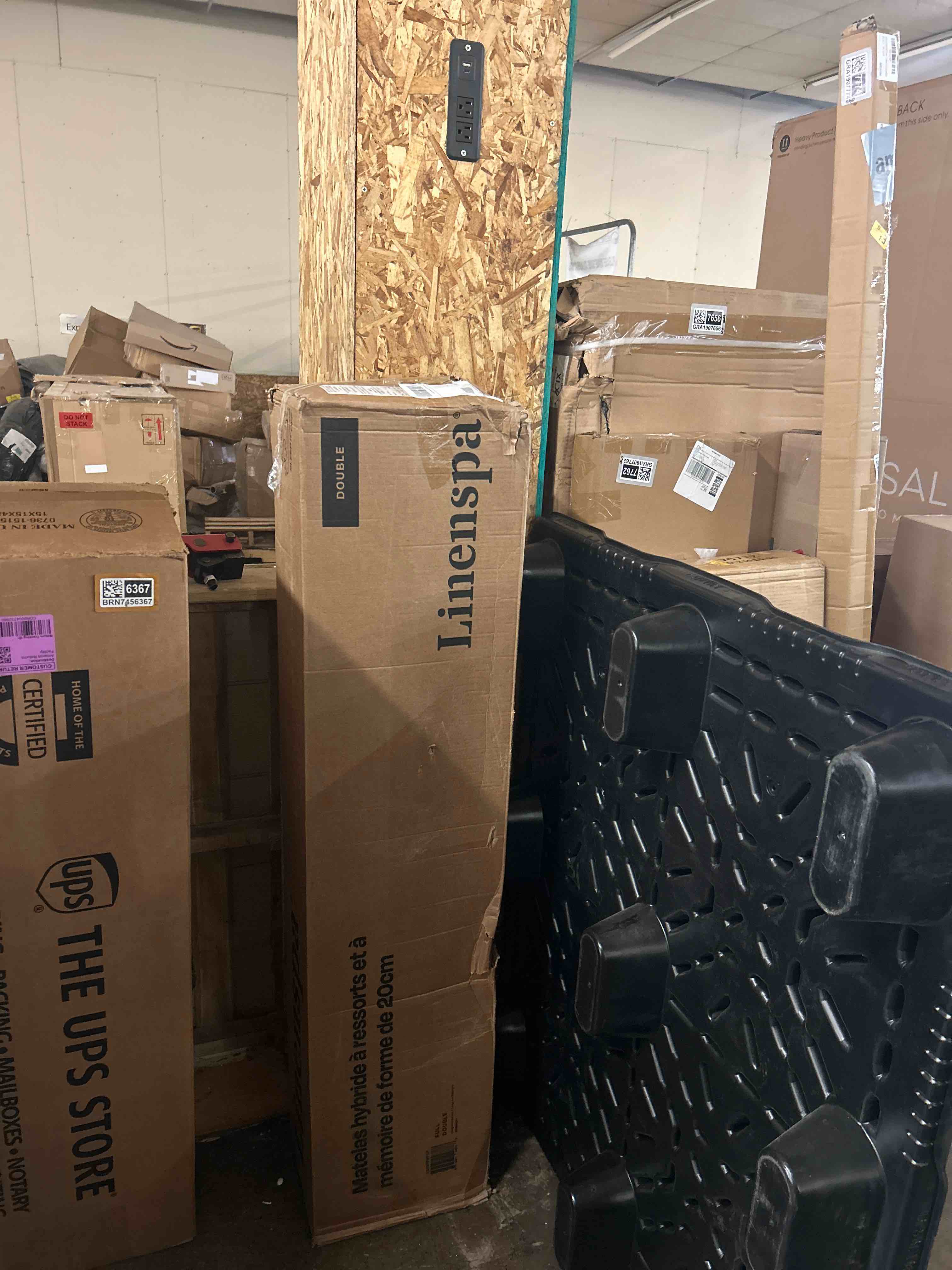 Condition photo showing New/Like New for linenspa 8 inch memory foam and spring hybrid mattress - medium firm feel - bed in a box - quality comfort and adaptive support - breathable - cooling - guest and kids bedroom - full size