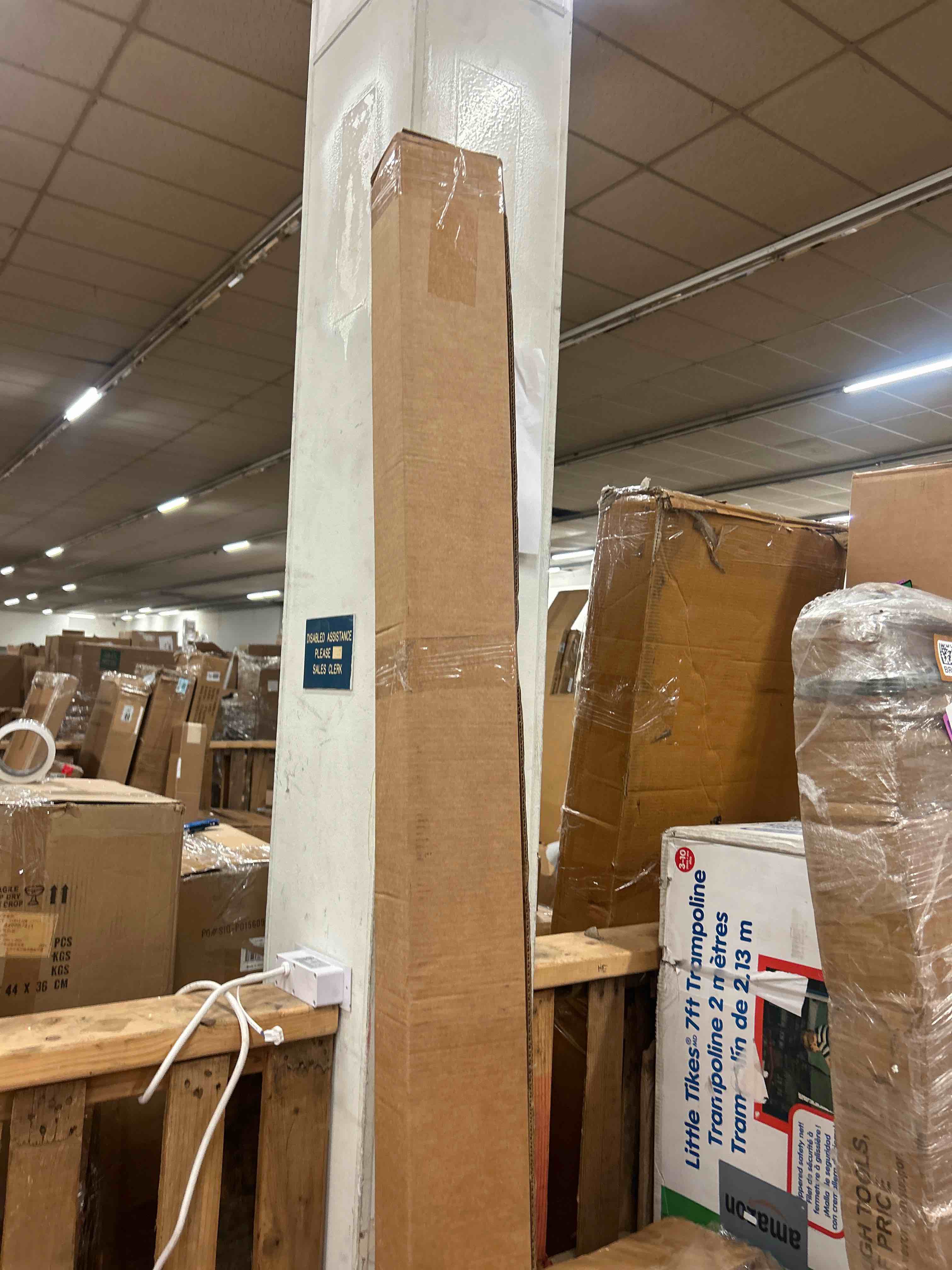 Condition photo showing New/Like New for jubest 30"x80" right-hand prehung interior door with knock down jamb kit & matte black hinges, 1-panel white primed hollow core molded door slab with bore & hinge cutout, durable & sturdy, no handle