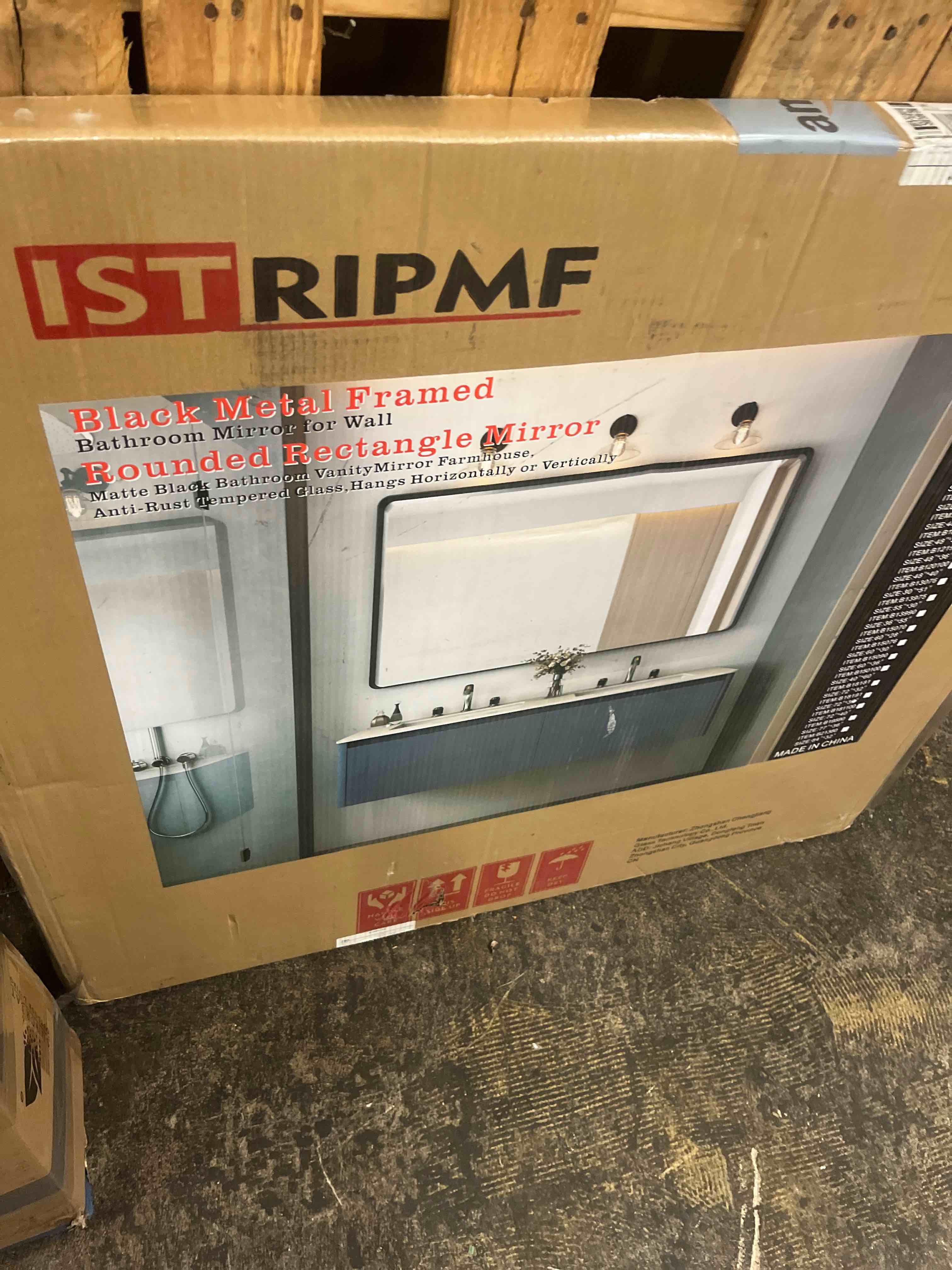 Condition photo showing New/Like New for istripmf 40x36 inch black bthroom mirror,black metal frame vanity mirror for wall,rounded corner rectangle matte black mirror,tempered glass,anti-rust (horizontal/vertical)