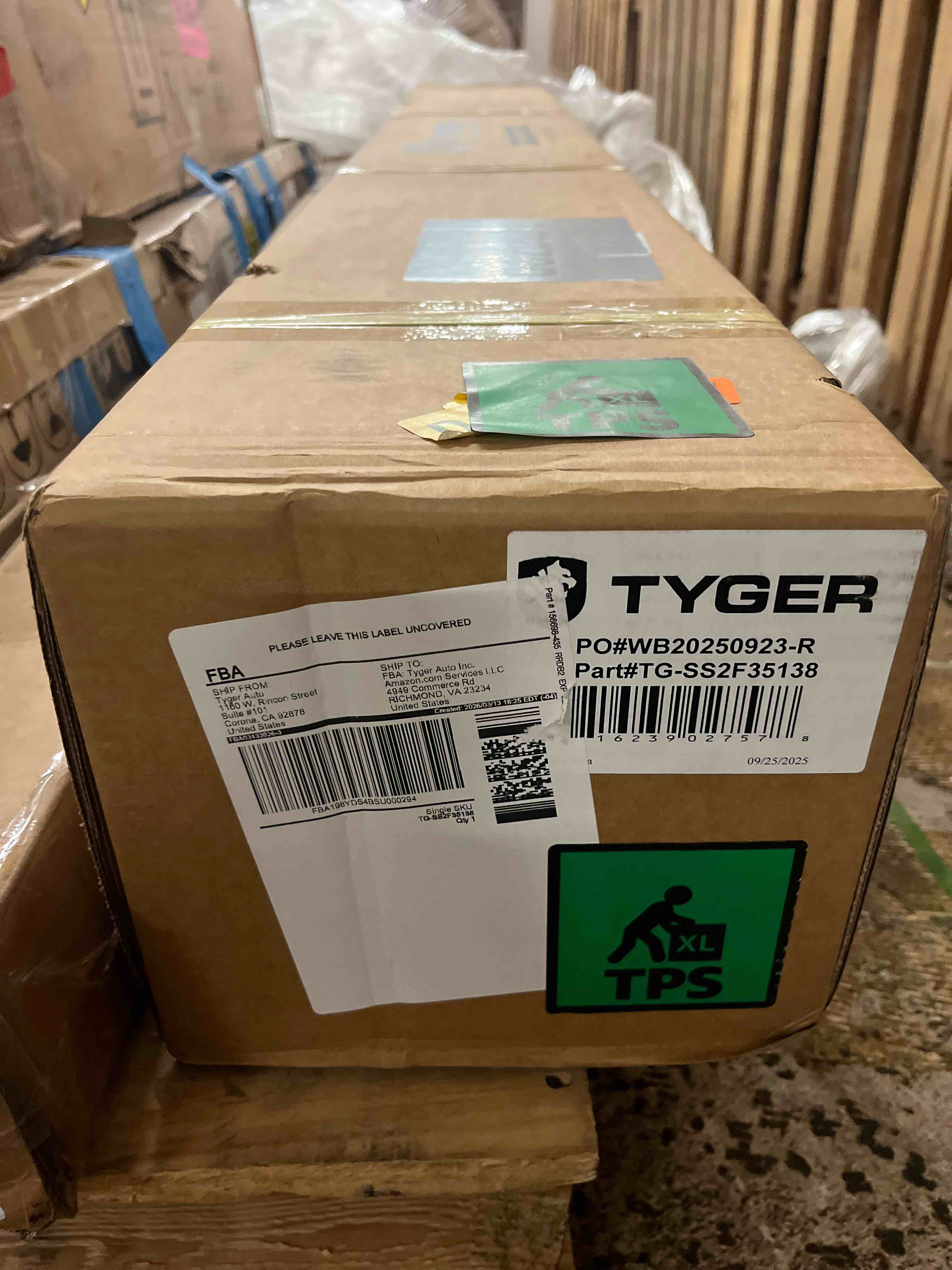 Condition photo showing New/Like New for tyger auto 3.5" rider running boards compatible with 2019-2023 ford ranger | supercab | tg-ss2f35138 | side step rail nerf bars