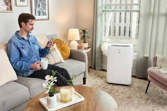 lg 7,000 btu portable air conditioner, 115v, cools 300 sq.ft. (12' x 25' room size), portable air conditioner for home with quiet operation, lcd remote control, and window installation kit, white